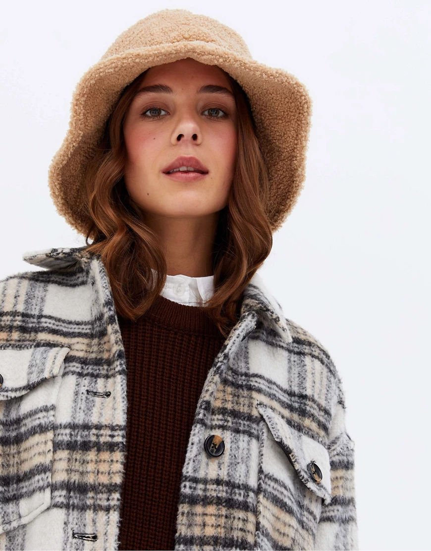 New Look – Anglerhut in Camel aus Teddyfell-Neutral günstig online kaufen