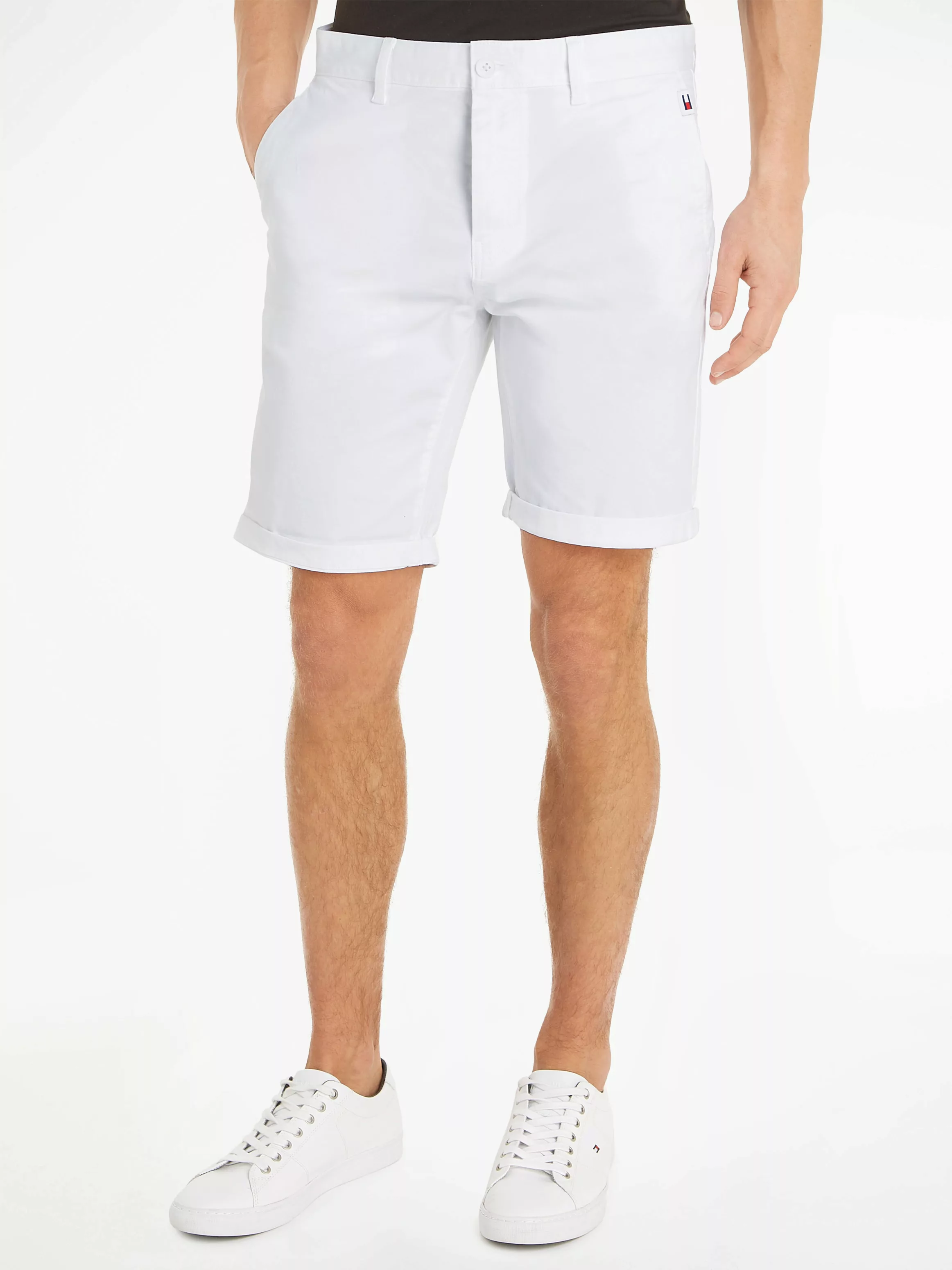 Tommy Jeans Chinoshorts TJM SCANTON SHORT Markenstickerei günstig online kaufen