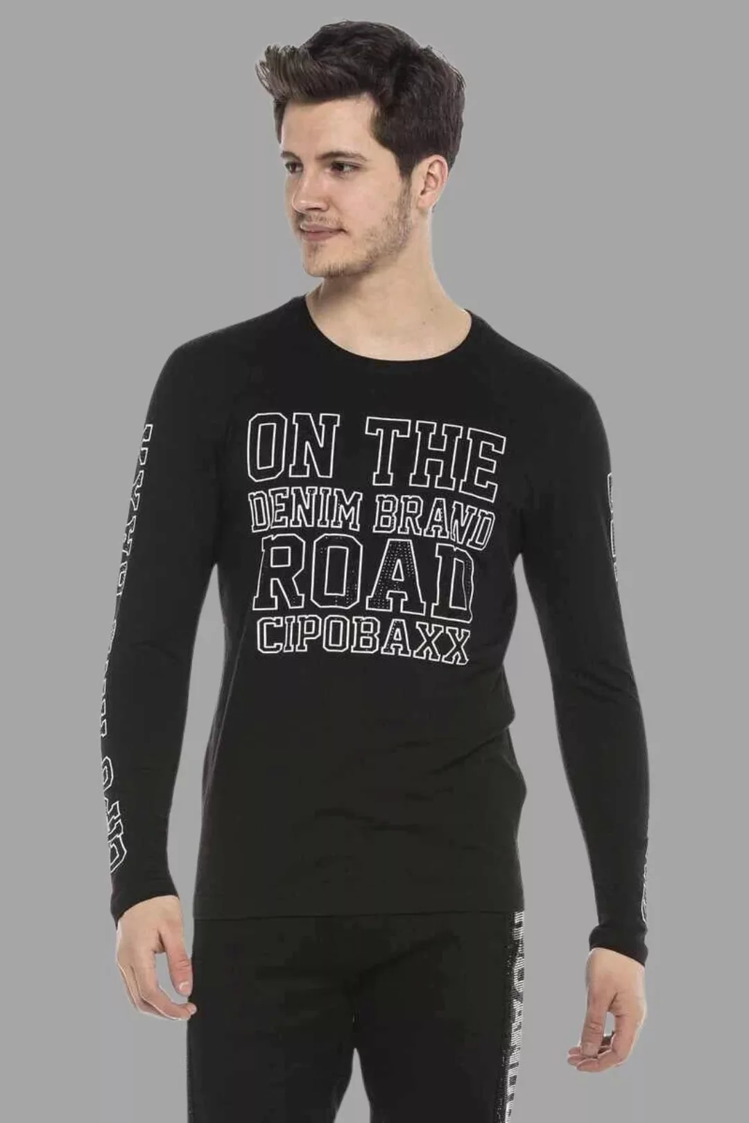 Cipo & Baxx T-Shirt "95% Baumwolle, 5% Elasthan", mit coolen Ziersteinen günstig online kaufen