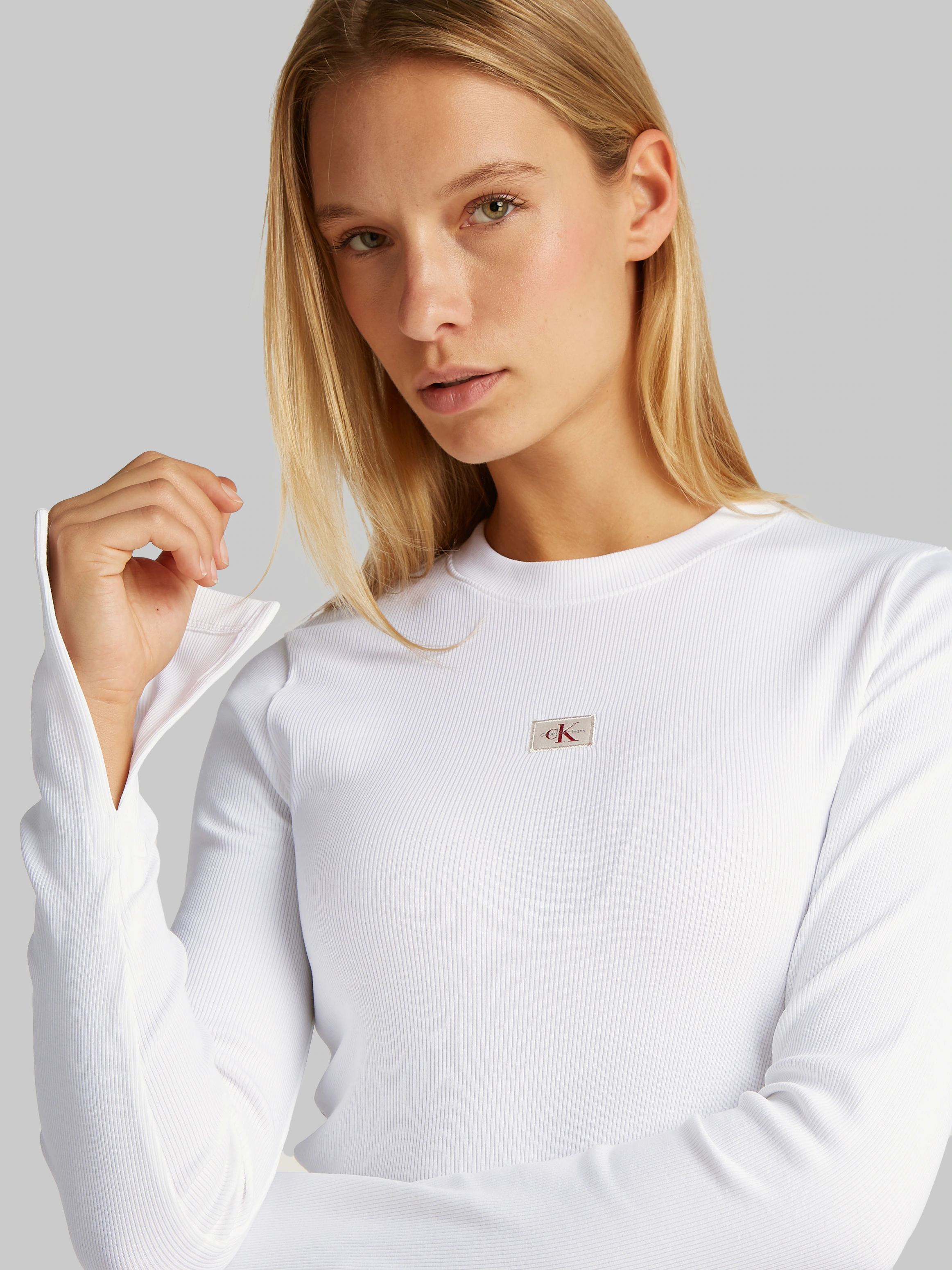 Calvin Klein Jeans Longtop "WOVEN LABEL RIB LS TOP", mit Logodruck günstig online kaufen