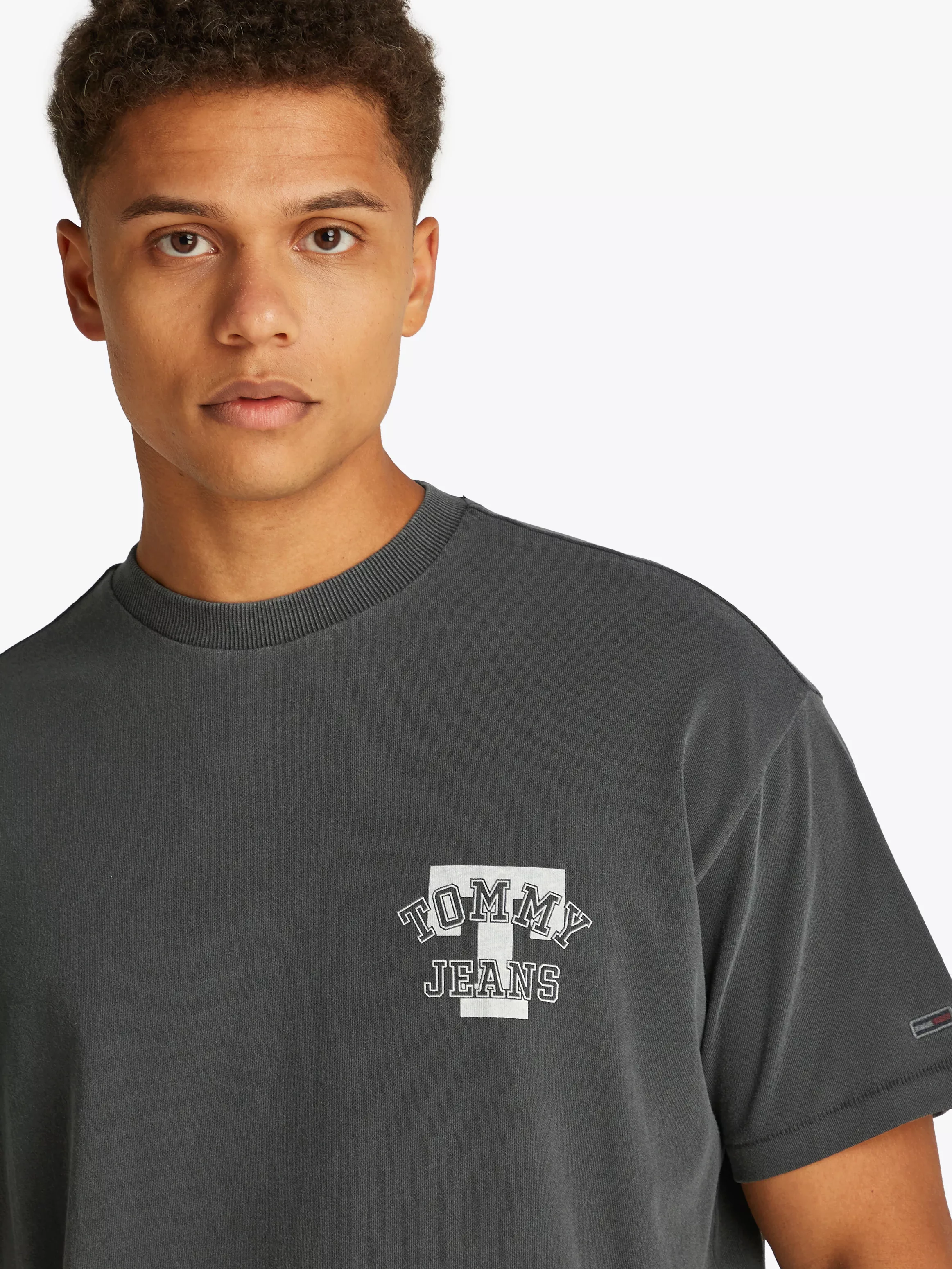 Tommy Jeans T-Shirt "TJM REG T GRAPHIC TEE" günstig online kaufen