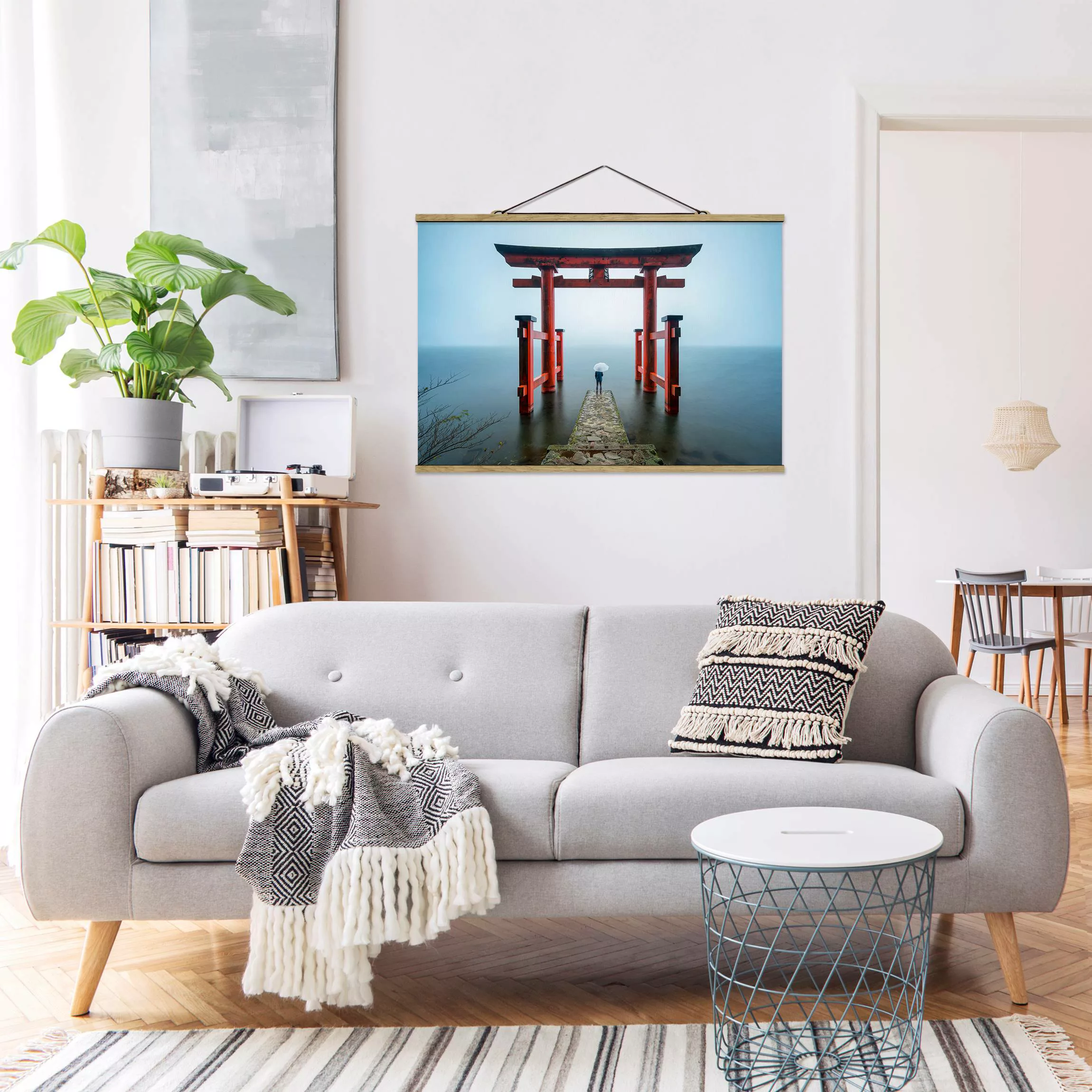Stoffbild mit Posterleisten Rotes Torii am Ashi-See günstig online kaufen
