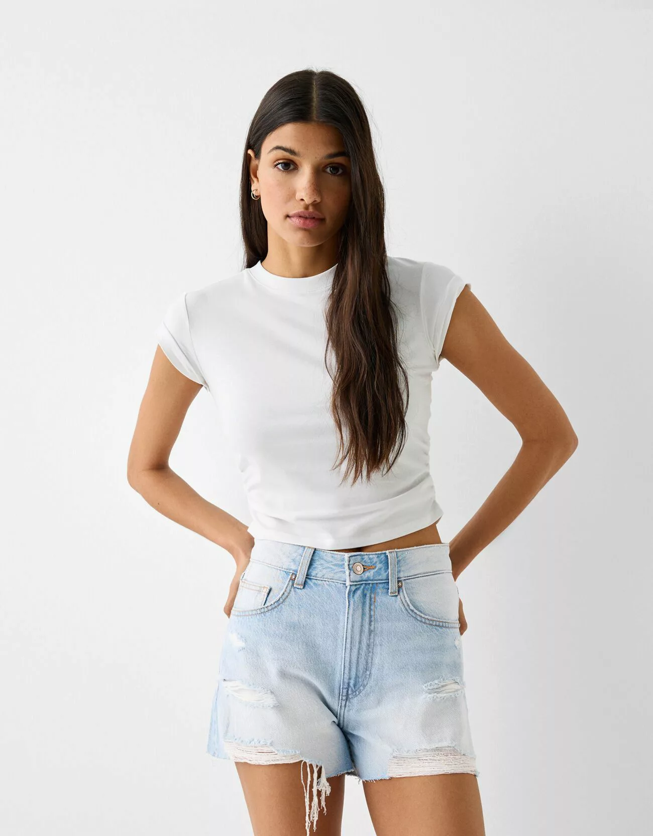 Bershka Jeansshorts Mit Rissen Damen 44 Hellblau günstig online kaufen