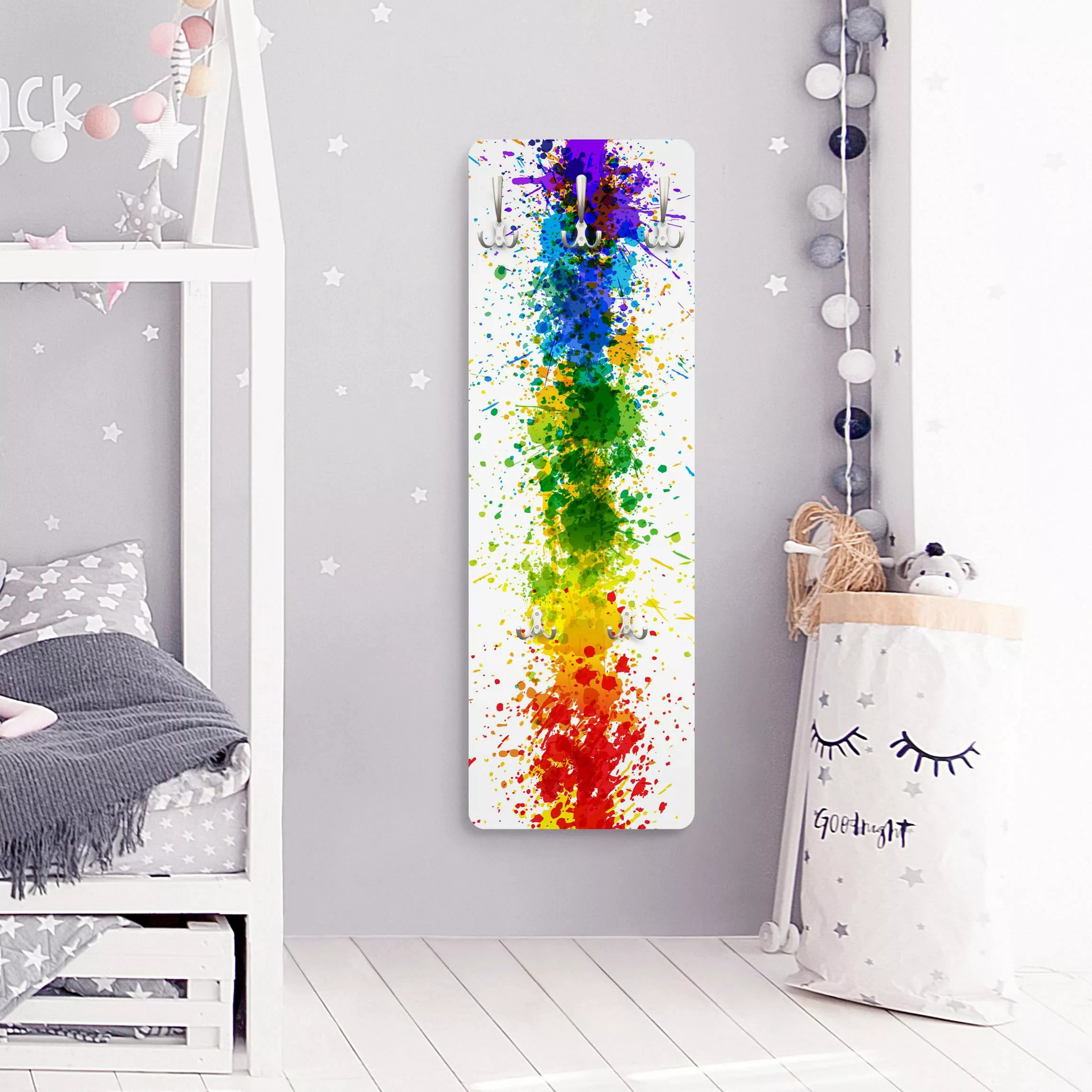 Wandgarderobe Holzpaneel Kinderzimmer Rainbow Splatter günstig online kaufen