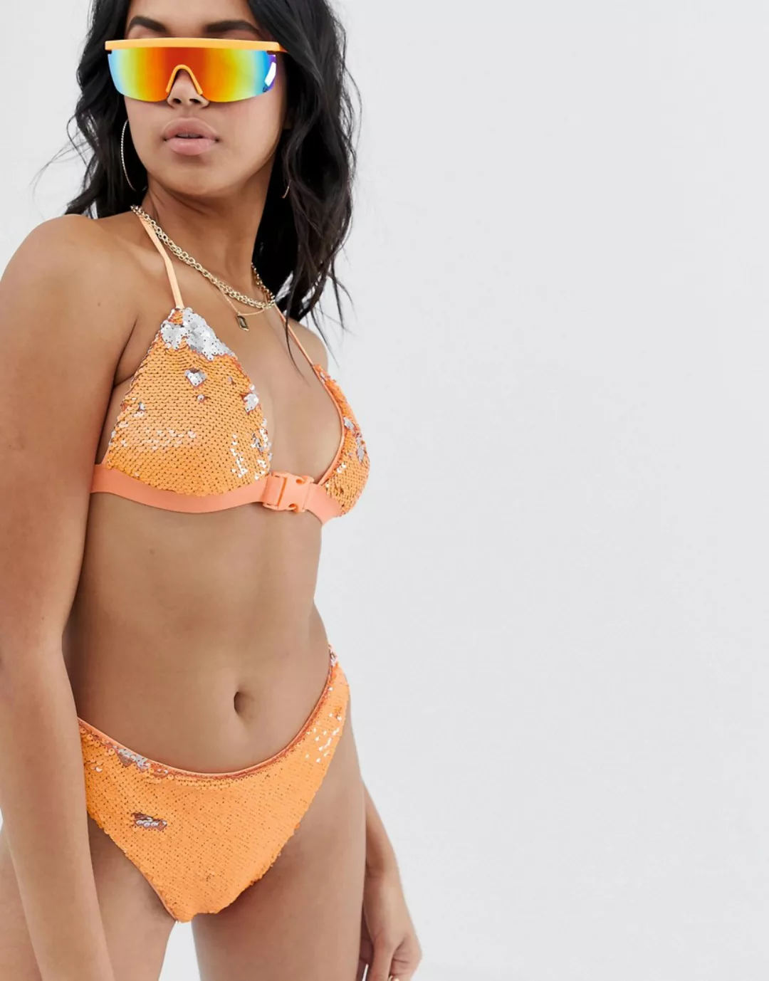 Jaded London – Zweifarbige Bikinihose mit hohem Beinausschnitt und Paillett günstig online kaufen