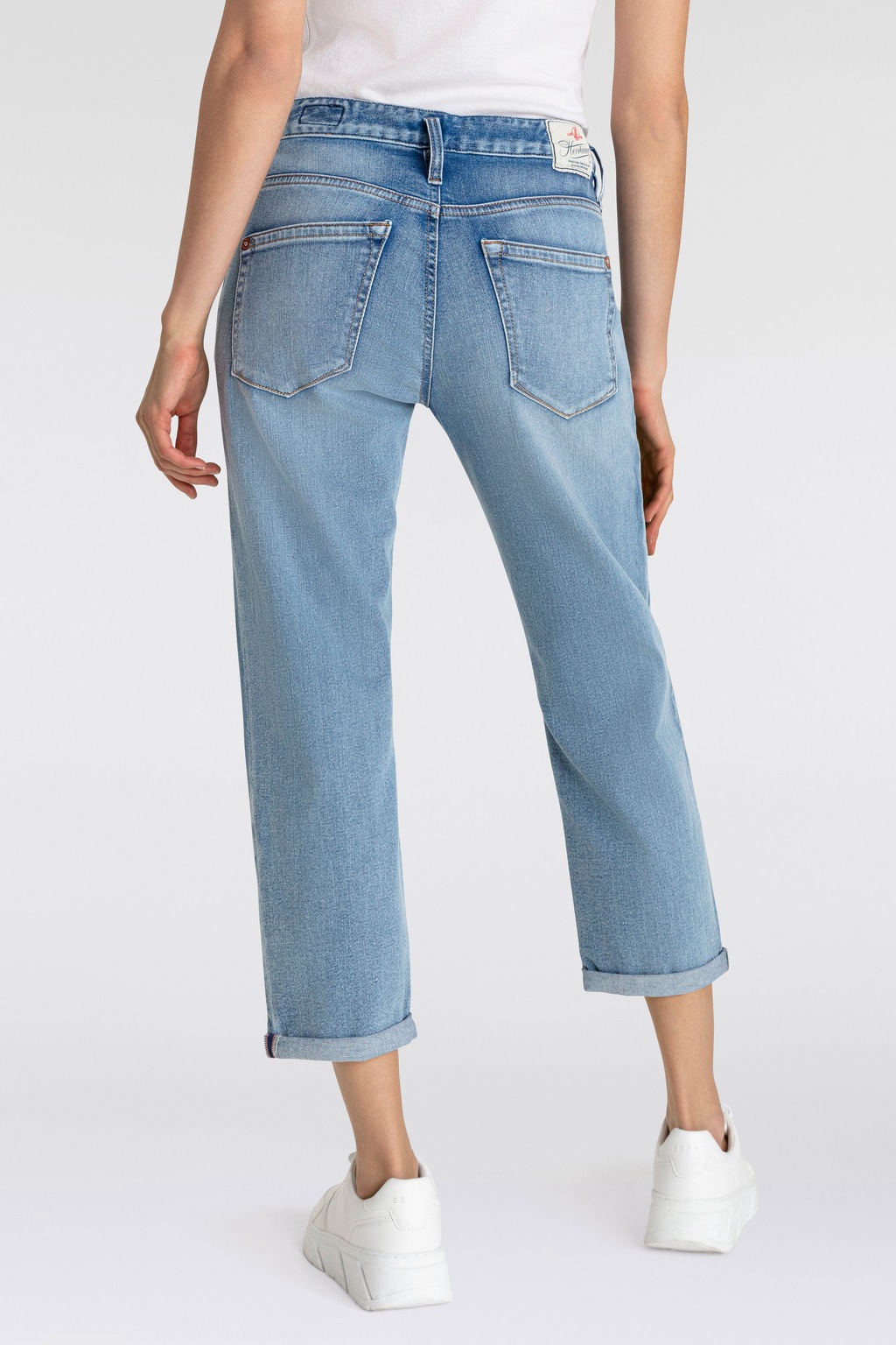 Herrlicher 7/8-Jeans "Shyra Tap Recycled Denim", mit Abnähern vorn günstig online kaufen