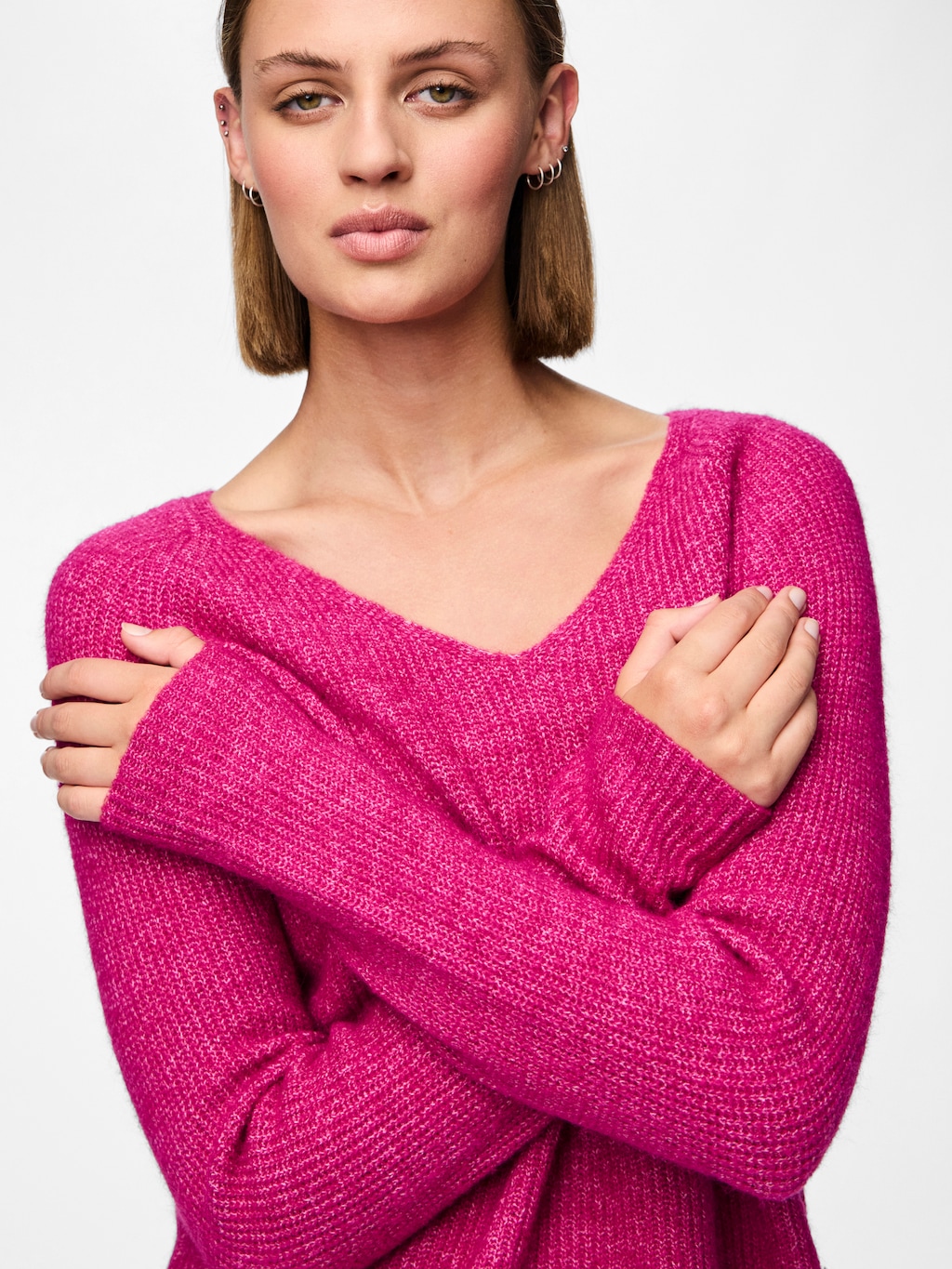 pieces V-Ausschnitt-Pullover PCELLEN LS V-NECK KNIT NOOS BC mit Wolle günstig online kaufen