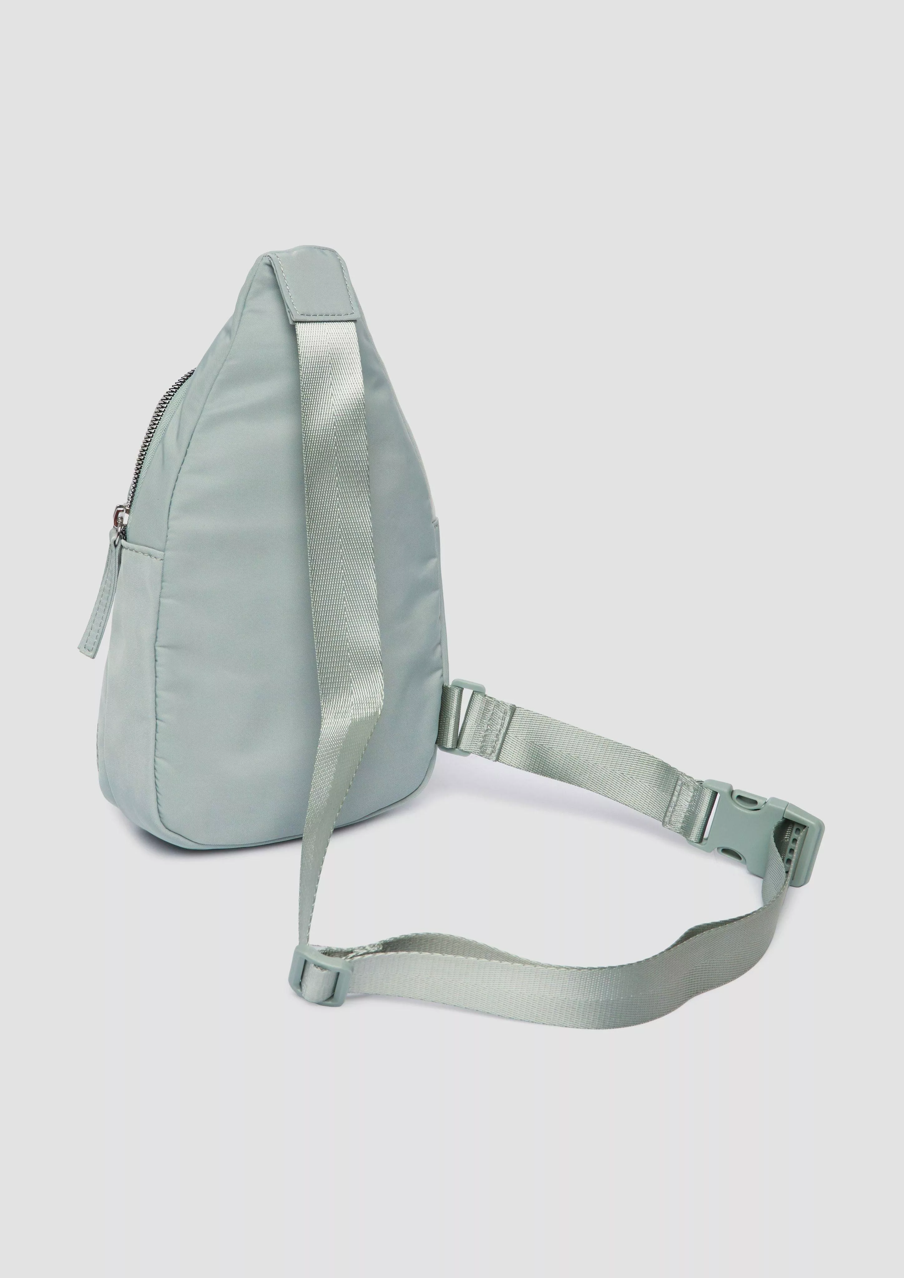s.Oliver Tragetasche Schultertasche mit aufgesetzter Mesh-Tasche günstig online kaufen