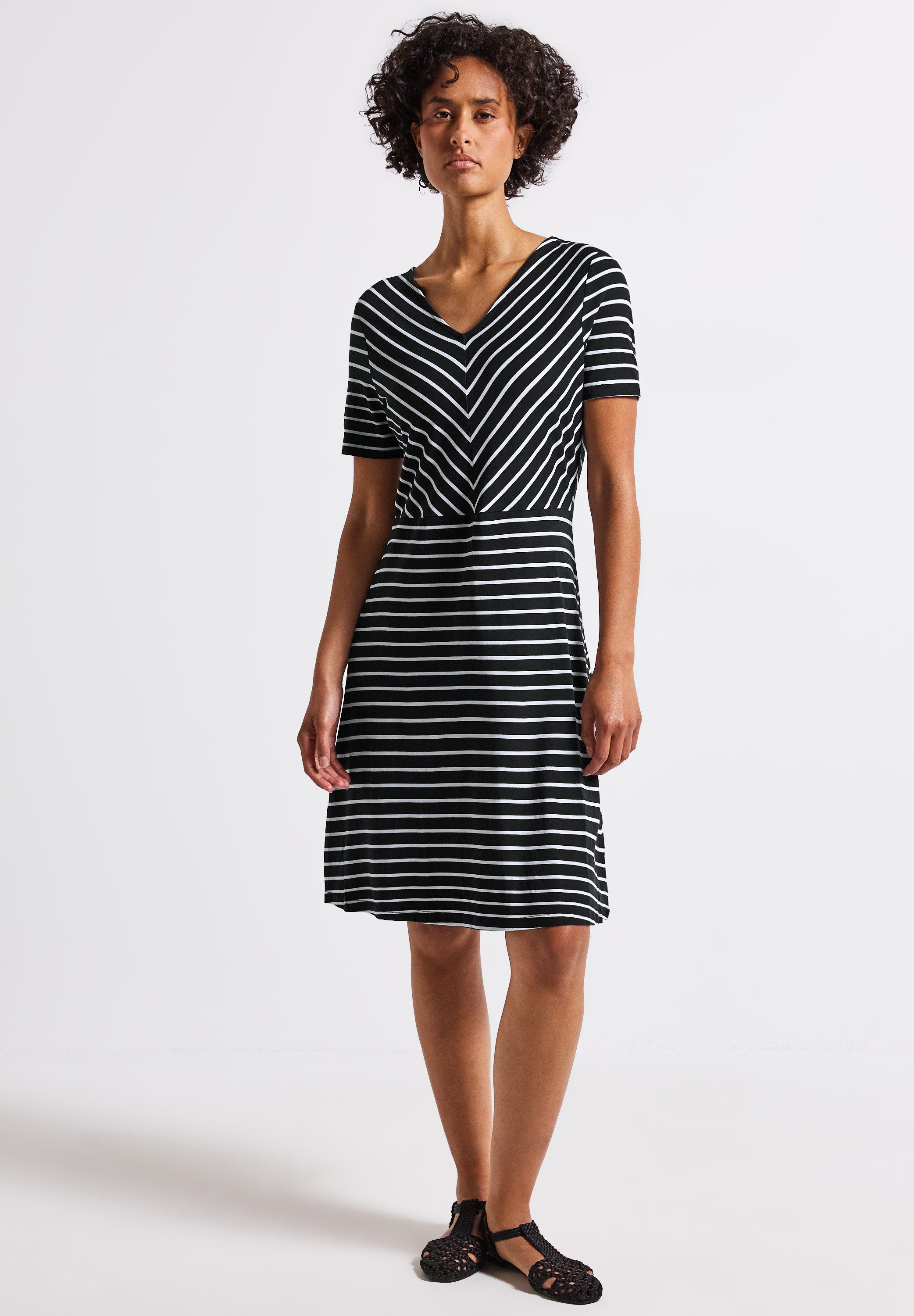 STREET ONE Jerseykleid knielang günstig online kaufen