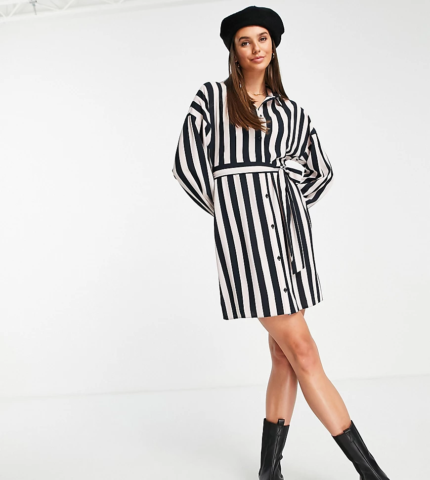 ASOS DESIGN Tall – Gestreiftes Mini-Hemdkleid mit Knopfleiste und Gürtel-Me günstig online kaufen