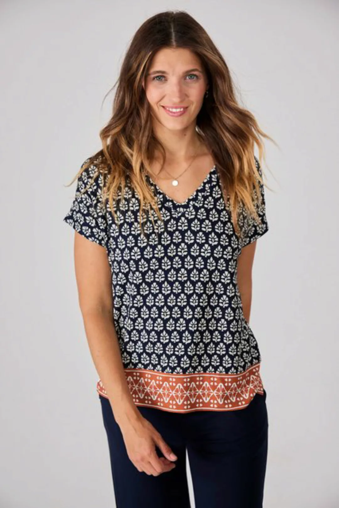 Lieblingsstück V-Shirt CaleniL mit Alloverprint günstig online kaufen
