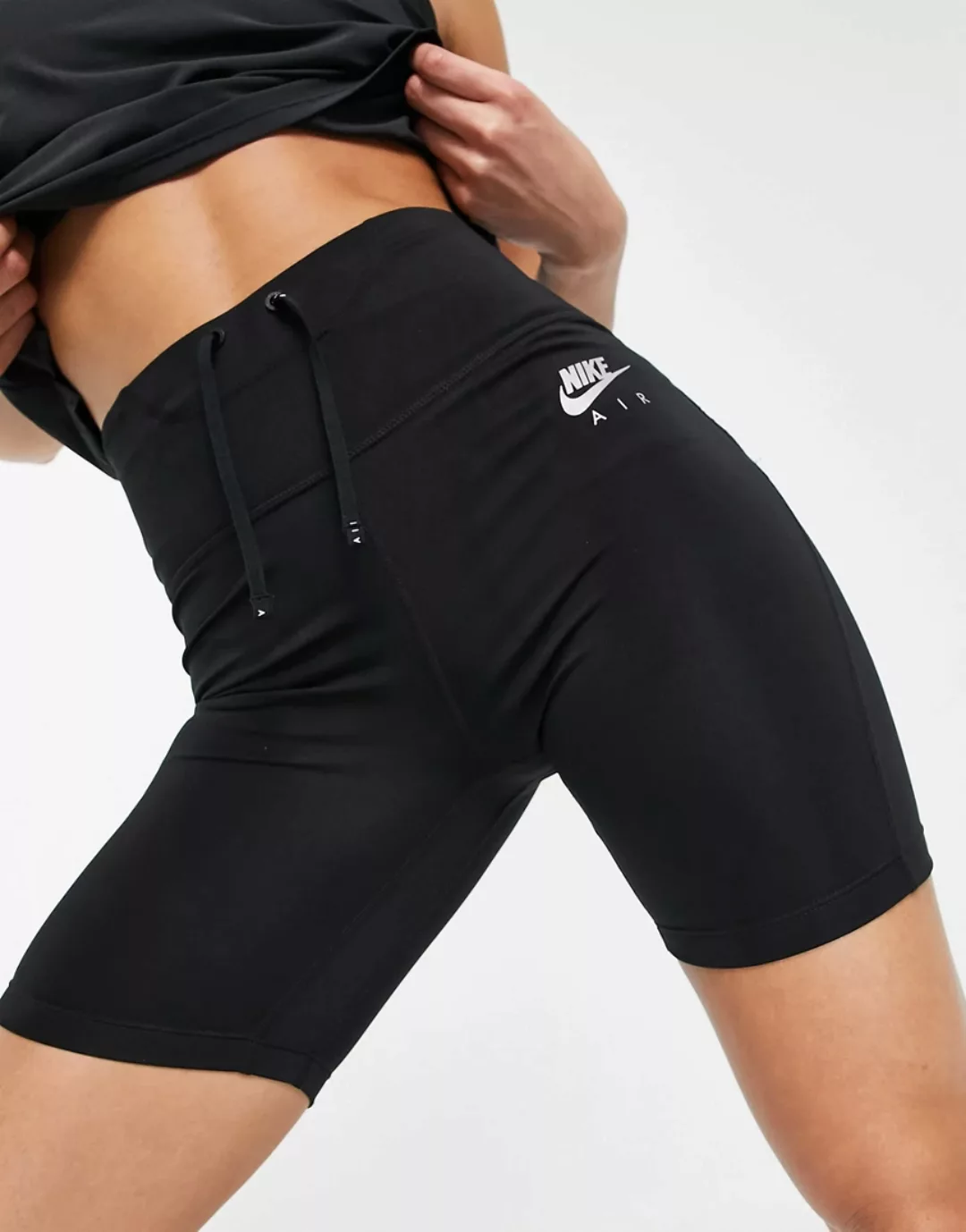 Nike – Air – Lauf-Shorts in Schwarz günstig online kaufen
