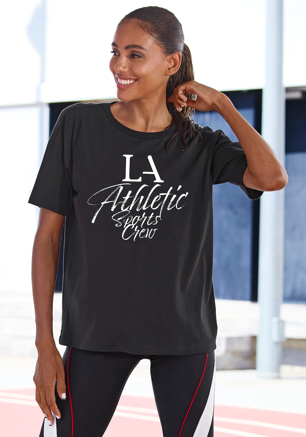 LASCANA ACTIVE T-Shirt, Oversize T-Shirt mit sportlichem Schriftzug günstig online kaufen