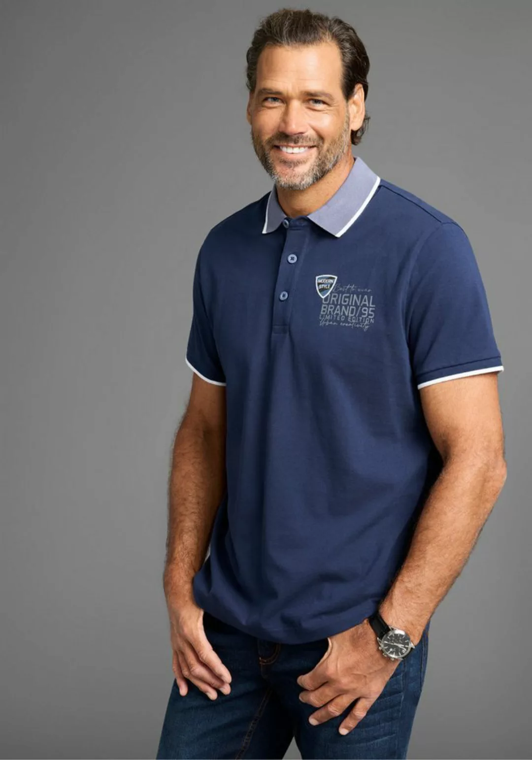 Man's World Poloshirt mit Brustprint, meliertes Material günstig online kaufen