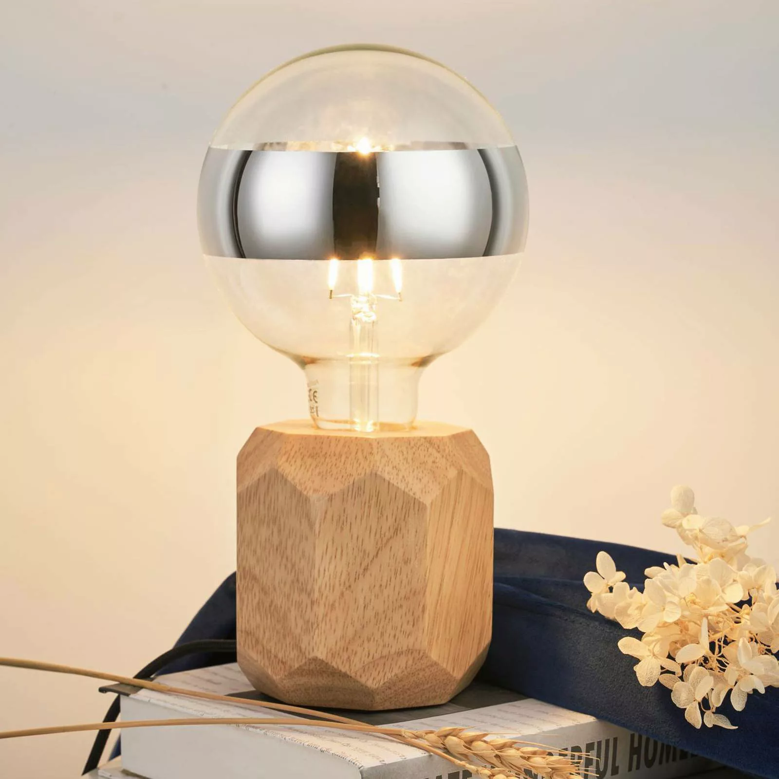 Pauleen Woody Sparkle Tischleuchte aus hellem Holz günstig online kaufen
