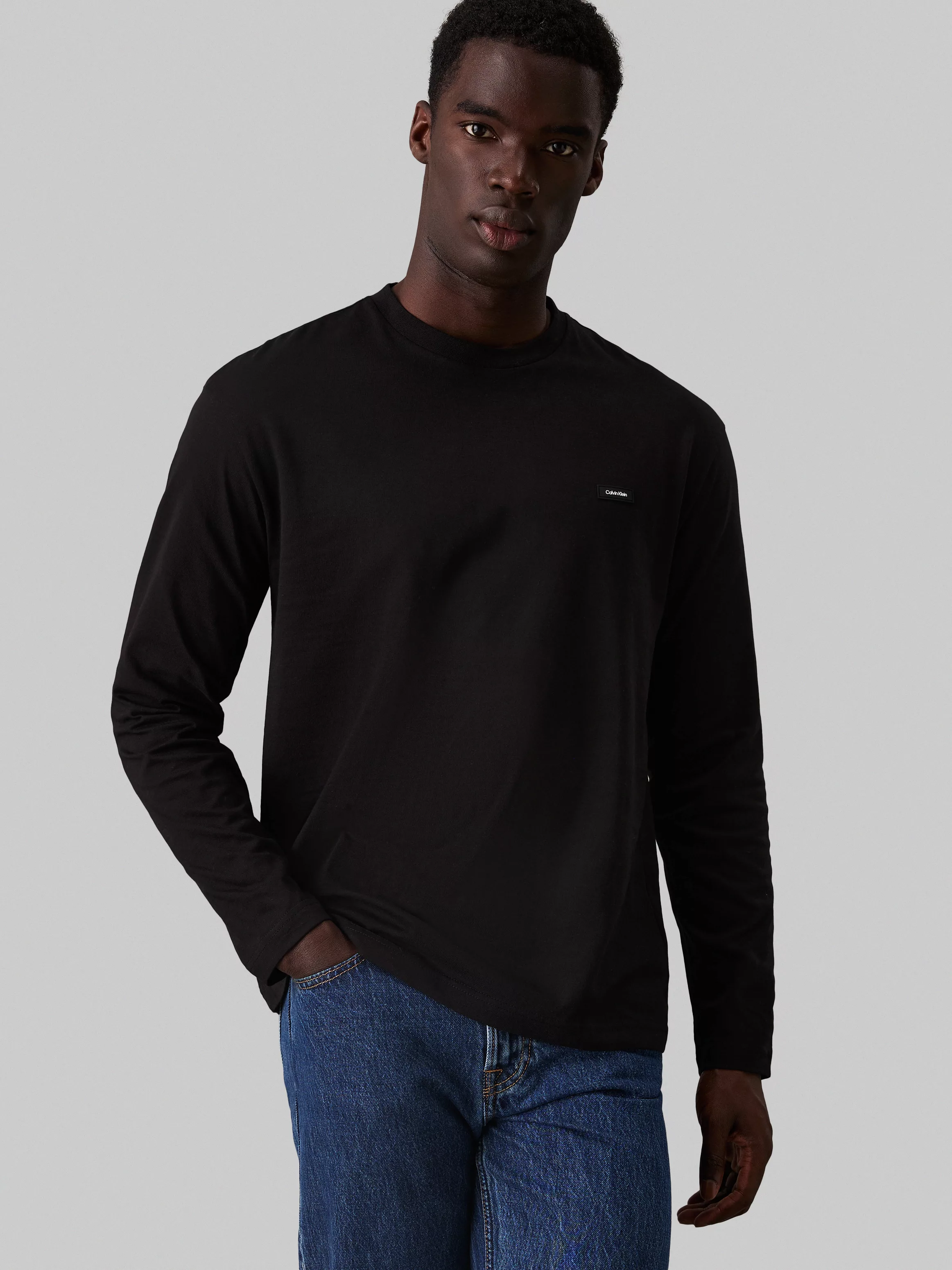 Calvin Klein Langarmshirt COTTON COMFORT LS T-SHIRT mit Logopatch günstig online kaufen