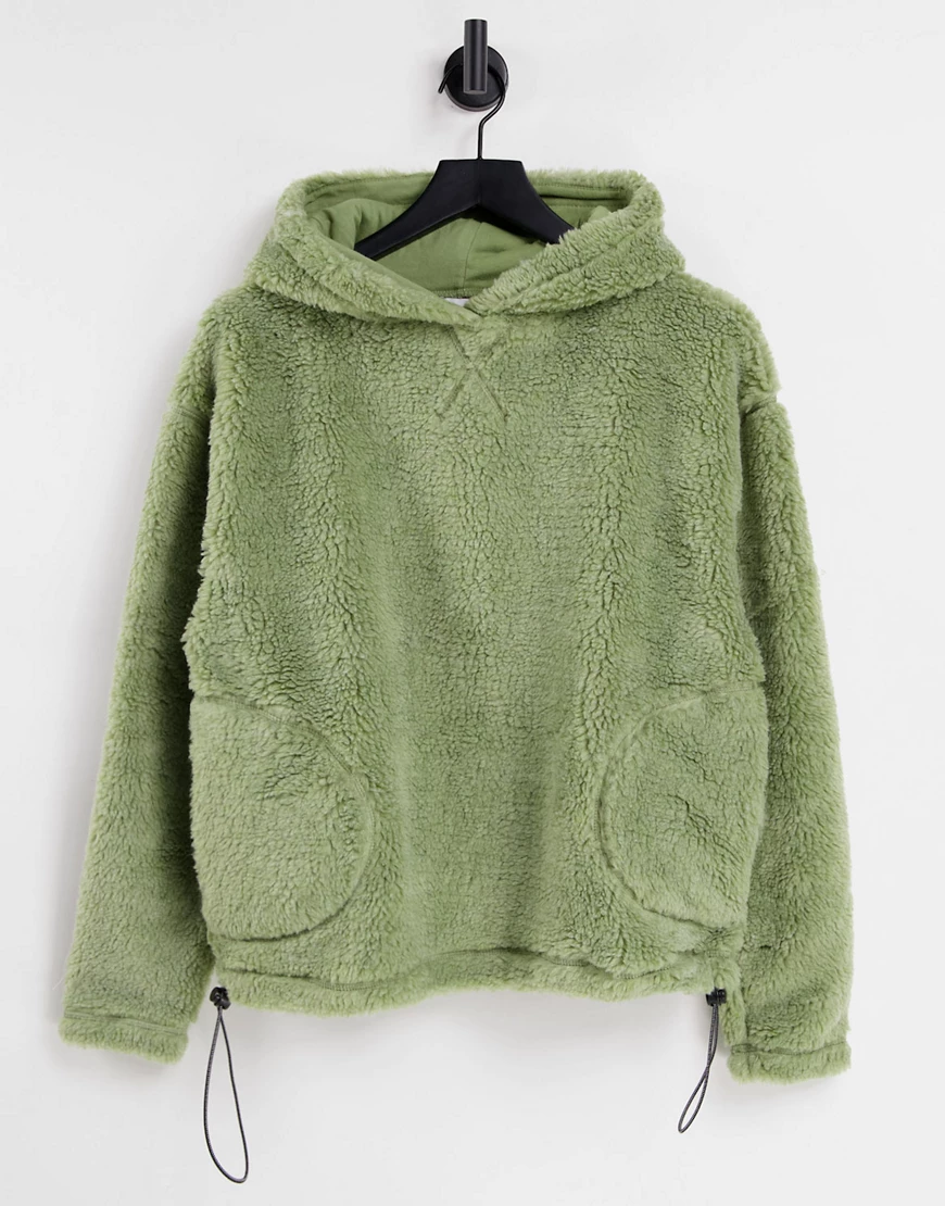 Topshop – Kapuzenpullover aus Teddyfell in Grün günstig online kaufen