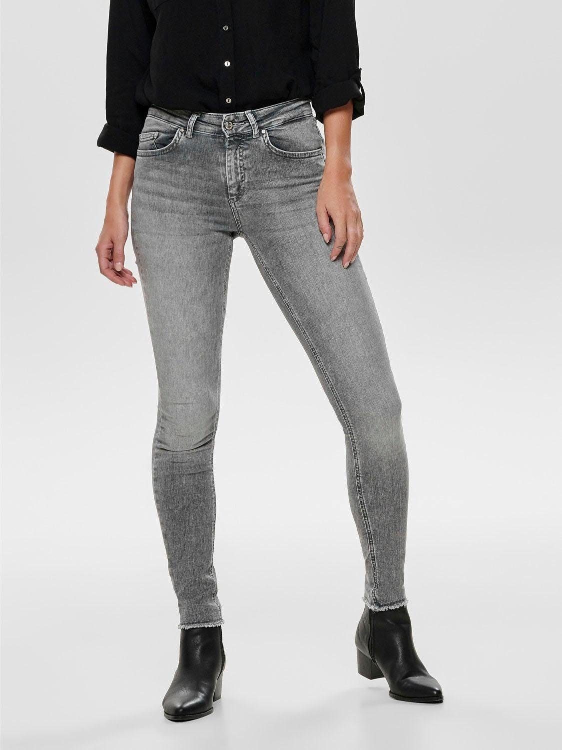 ONLY Skinny-fit-Jeans "ONLBLUSH MID SK ANK RW REA0918 NOOS", mit ausgefrans günstig online kaufen