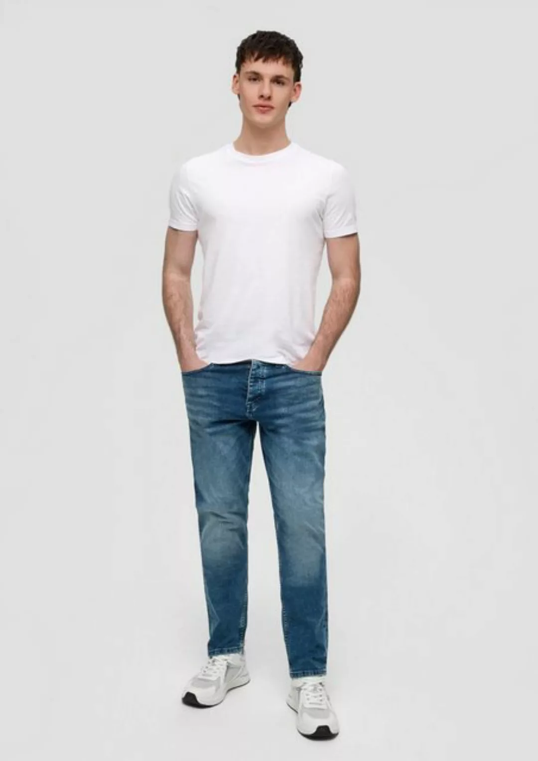 QS Stoffhose Jeans Pete / Regular Fit / Mid Rise / Straight Leg Waschung günstig online kaufen
