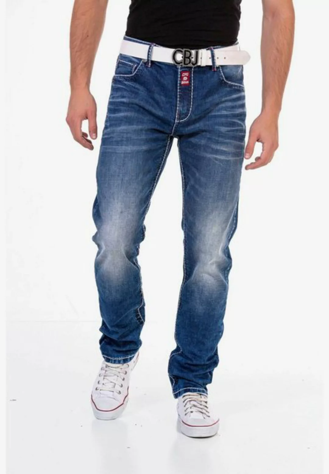 Cipo & Baxx Straight-Jeans im klassischen 5-Pocket-Style günstig online kaufen