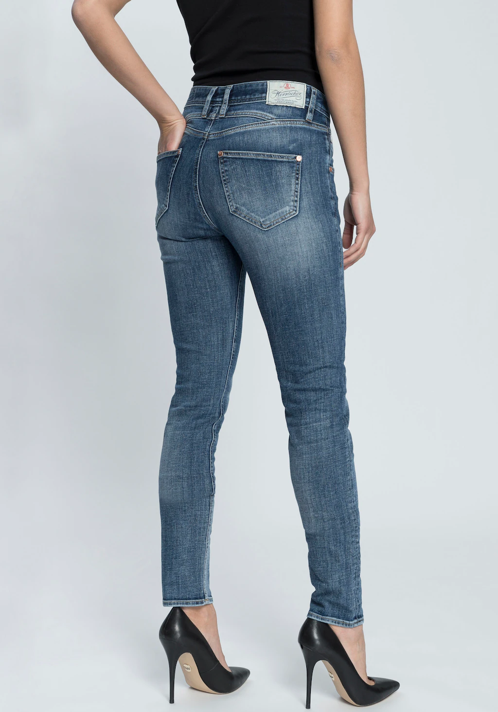 Herrlicher Slim-fit-Jeans "PEPPY SLIM RECYCLED DENIM", Normal Waist Recycle günstig online kaufen