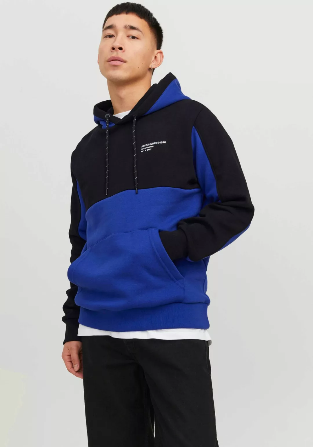 Jack & Jones Kapuzensweatshirt JJEFORCE BLOCKING SWEAT HOOD NOOS günstig online kaufen