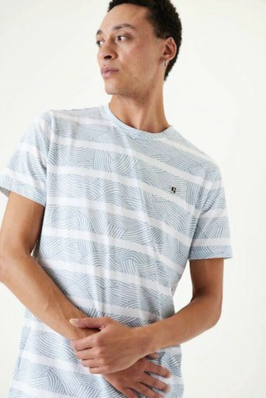 Garcia T-Shirt AOP stripe (1-tlg) Logoprägung an der Brust günstig online kaufen