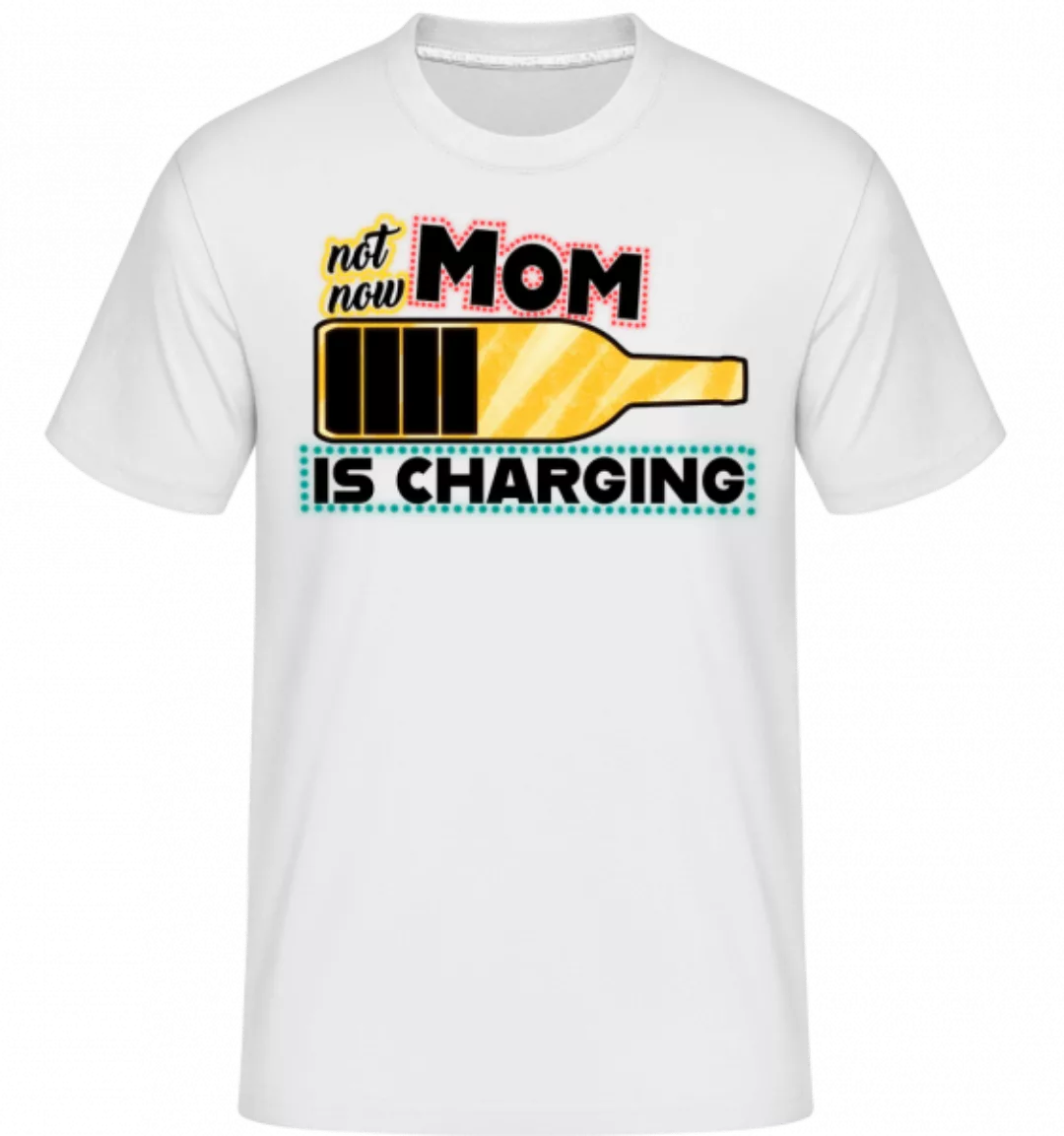 Mom Is Charging · Shirtinator Männer T-Shirt günstig online kaufen