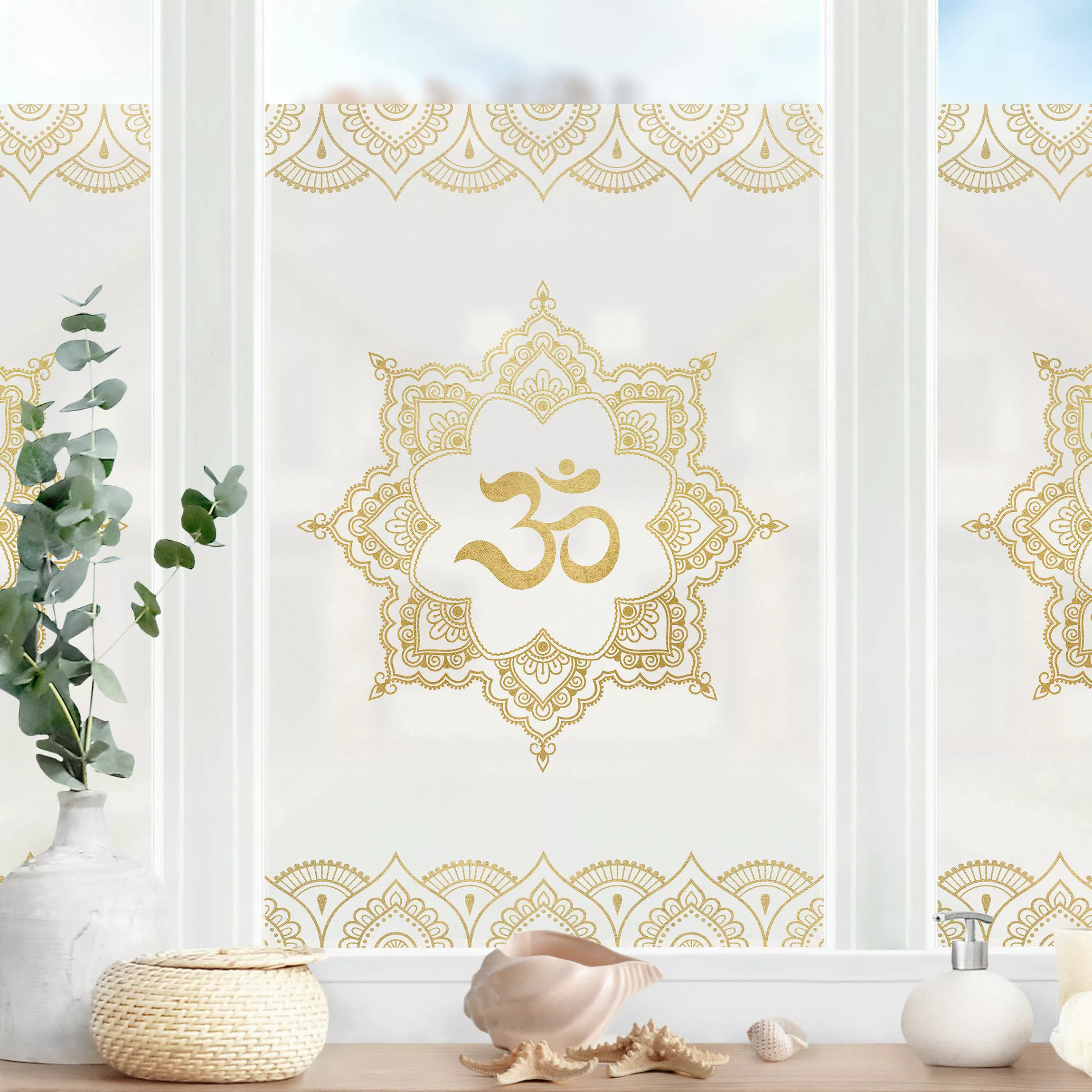 Fensterfolie Mandala OM Illustration Ornament weiß gold günstig online kaufen