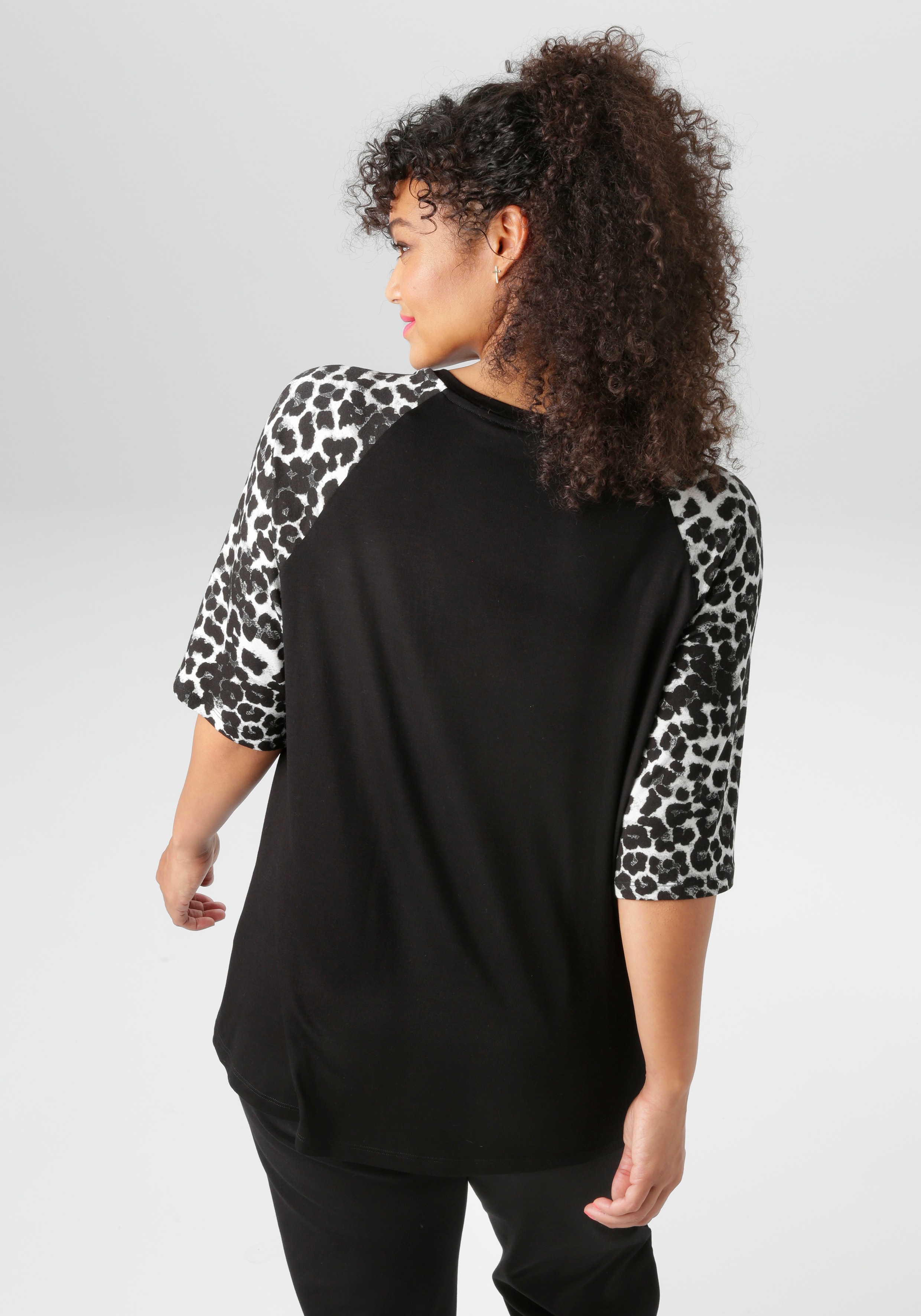 Aniston PLUS T-Shirt, mit 3/4 langen Raglanärmel in Leoprint - NEUE KOLLEKT günstig online kaufen