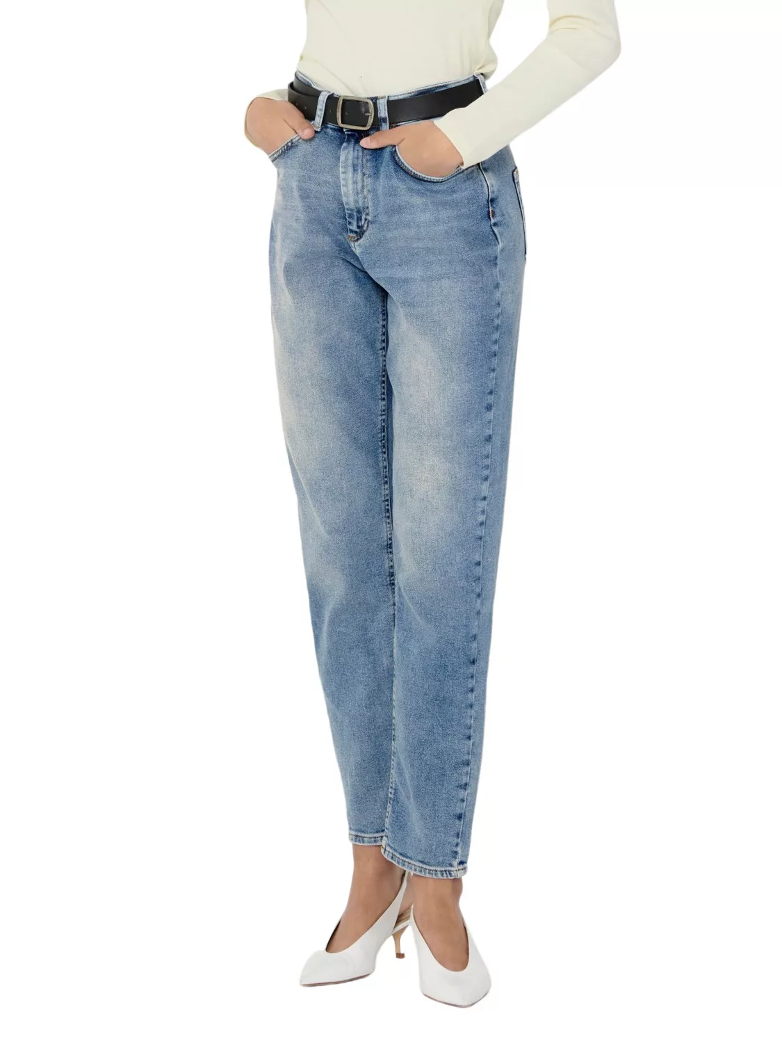 Only – Veneda – Mom-Jeans in Hellblau günstig online kaufen