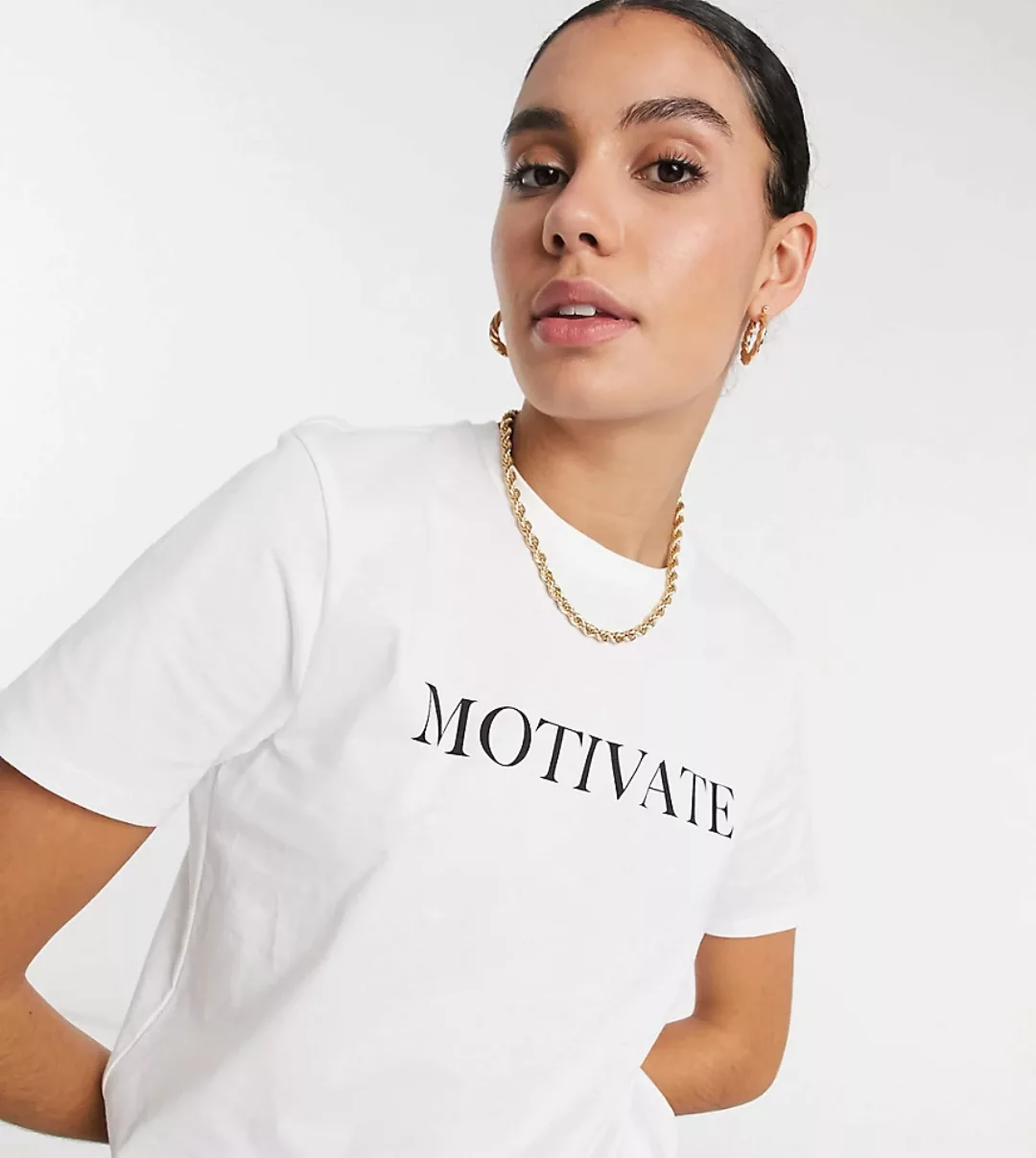 ASOS DESIGN Tall – T-Shirt in Weiß mit „Motivate"-Schriftzug günstig online kaufen