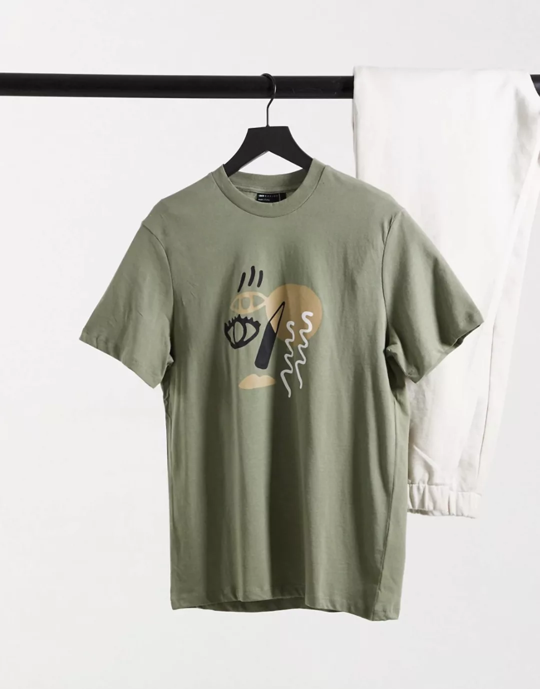 ASOS DESIGN – T-Shirt mit Linienzeichnung vorne in Khakigrün günstig online kaufen