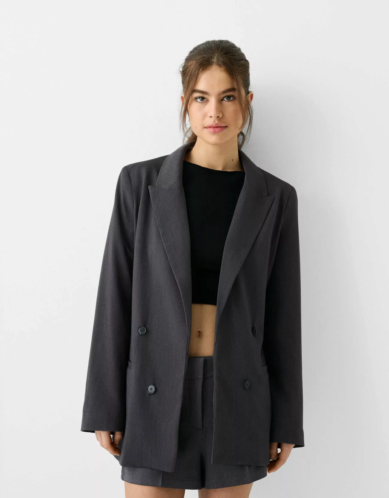 Bershka Fließender Slim-Fit-Blazer In Wickeloptik Damen M Dunkelgrau günstig online kaufen