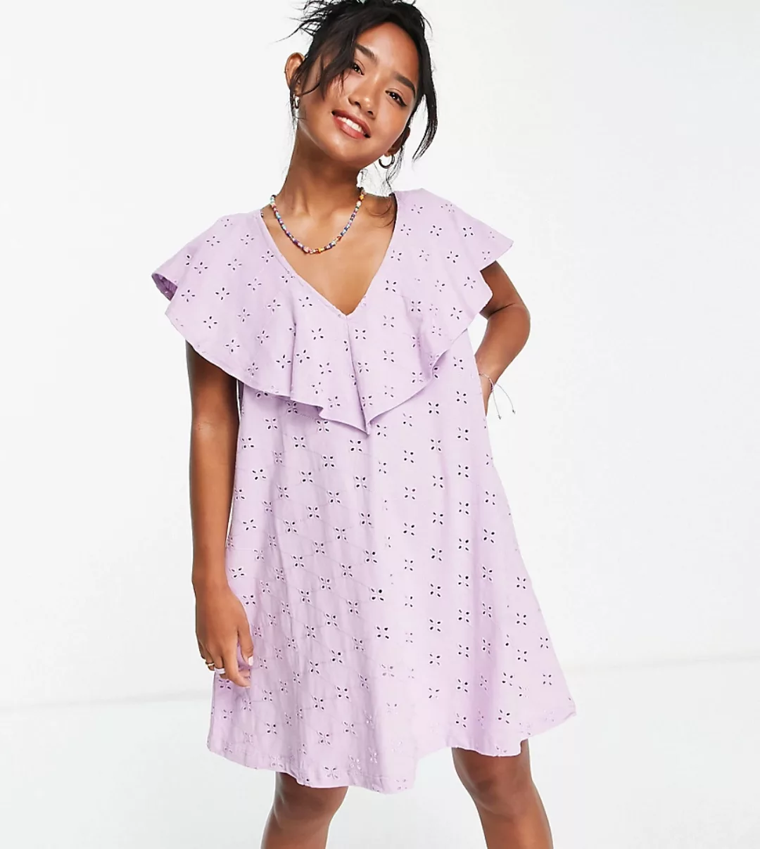 ASOS DESIGN Petite – Kleid in Flieder mit Lochstickerei, V-Ausschnitt und R günstig online kaufen