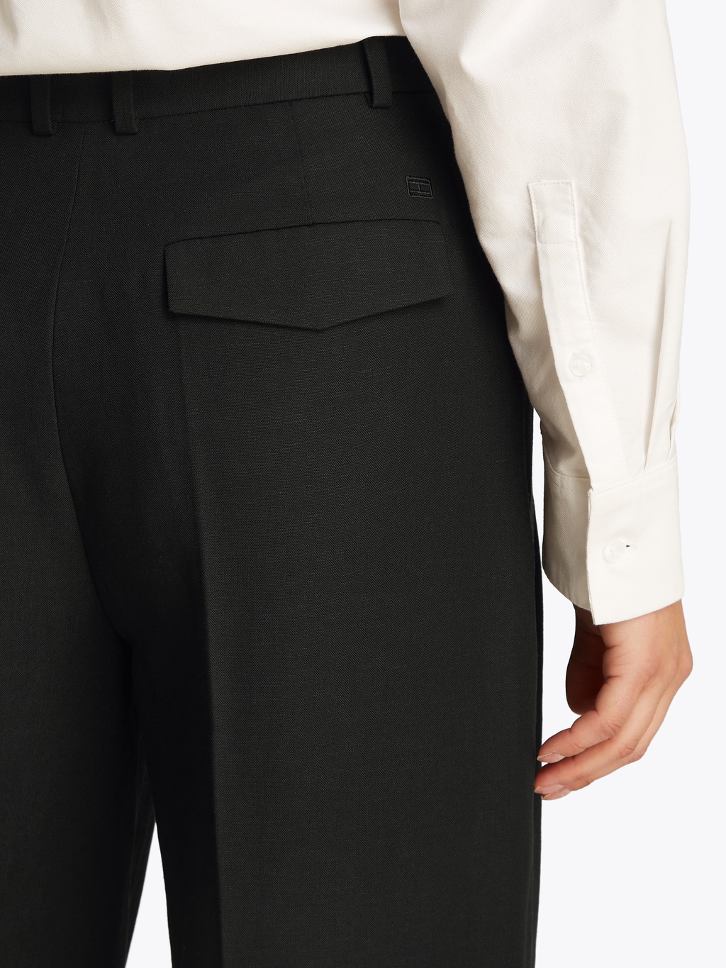 Tommy Hilfiger Webhose "LINEN MIX RLXD STRAIGHT PANTS", mit Falten,kühlende günstig online kaufen