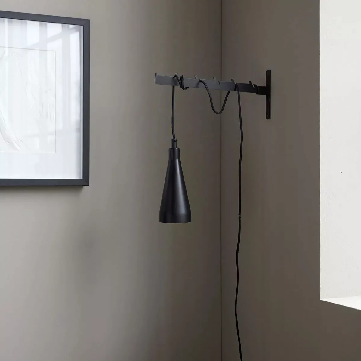 Elegante Lampe Jammu aus Metall in Schwarz günstig online kaufen