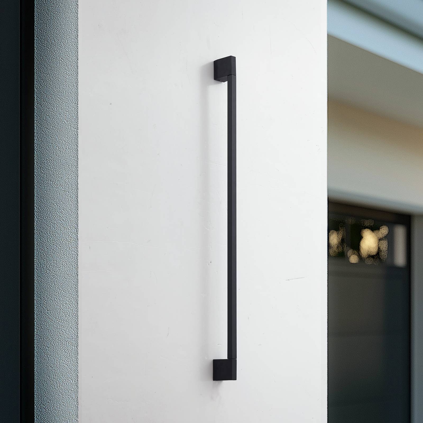 Lindby LED-Wandleuchte Neano, 120cm, schwarz, Metall, IP54 günstig online kaufen