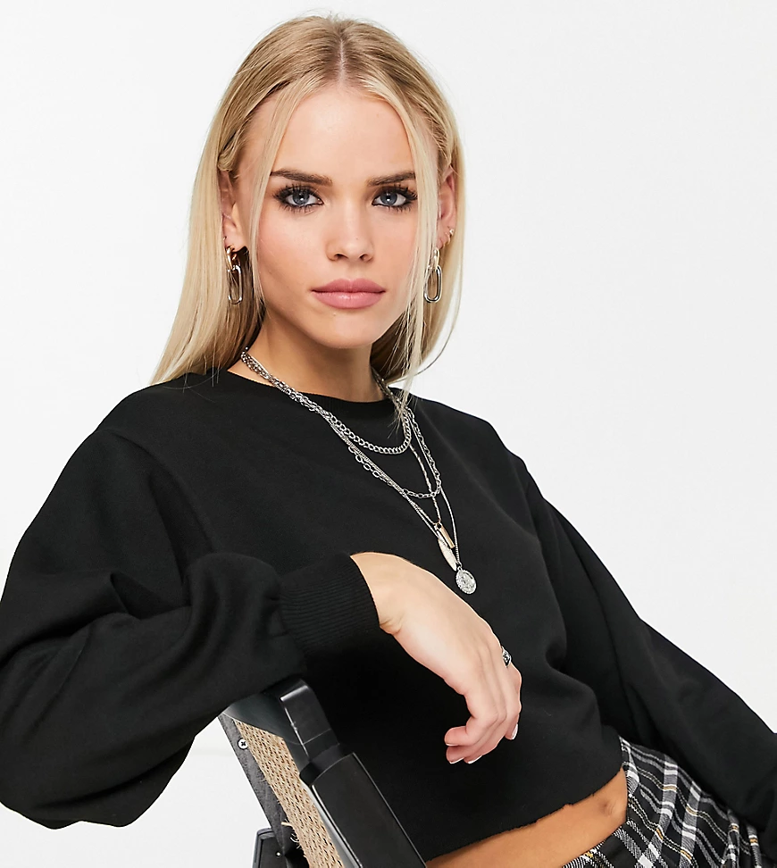 Topshop Petite – Kurz geschnittenes Sweatshirt in Schwarz günstig online kaufen