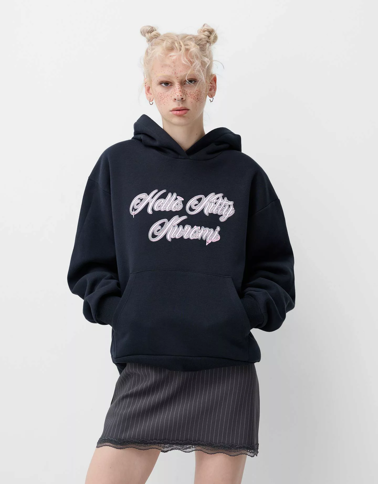 Bershka Hoodie Hello Kitty & Kuromi Mit Kapuze Damen Xs Schwarz günstig online kaufen