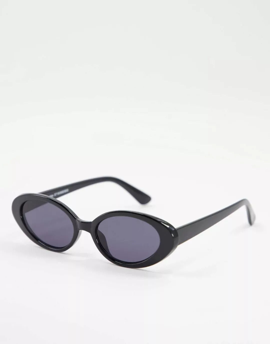 Bershka – Sonnenbrille in Schwarz mit runden Gläsern günstig online kaufen
