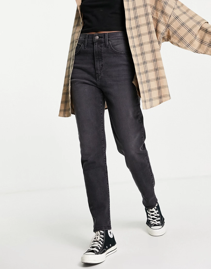Levi's – Schwarze Mom-Jeans mit hoher Taille günstig online kaufen