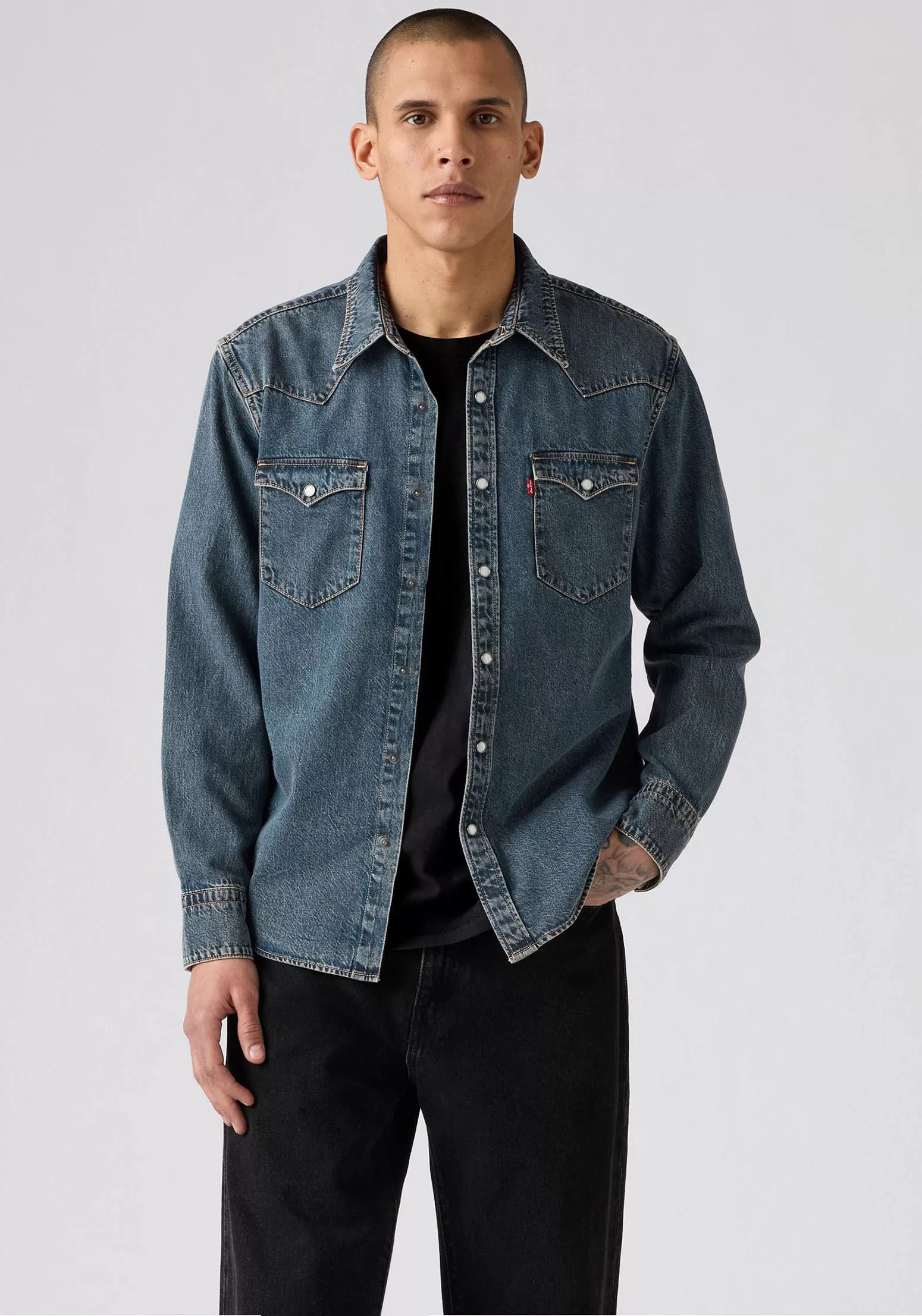 Levis Jeanshemd "LE BARSTOW WESTERN STAND", mit Brusttaschen günstig online kaufen