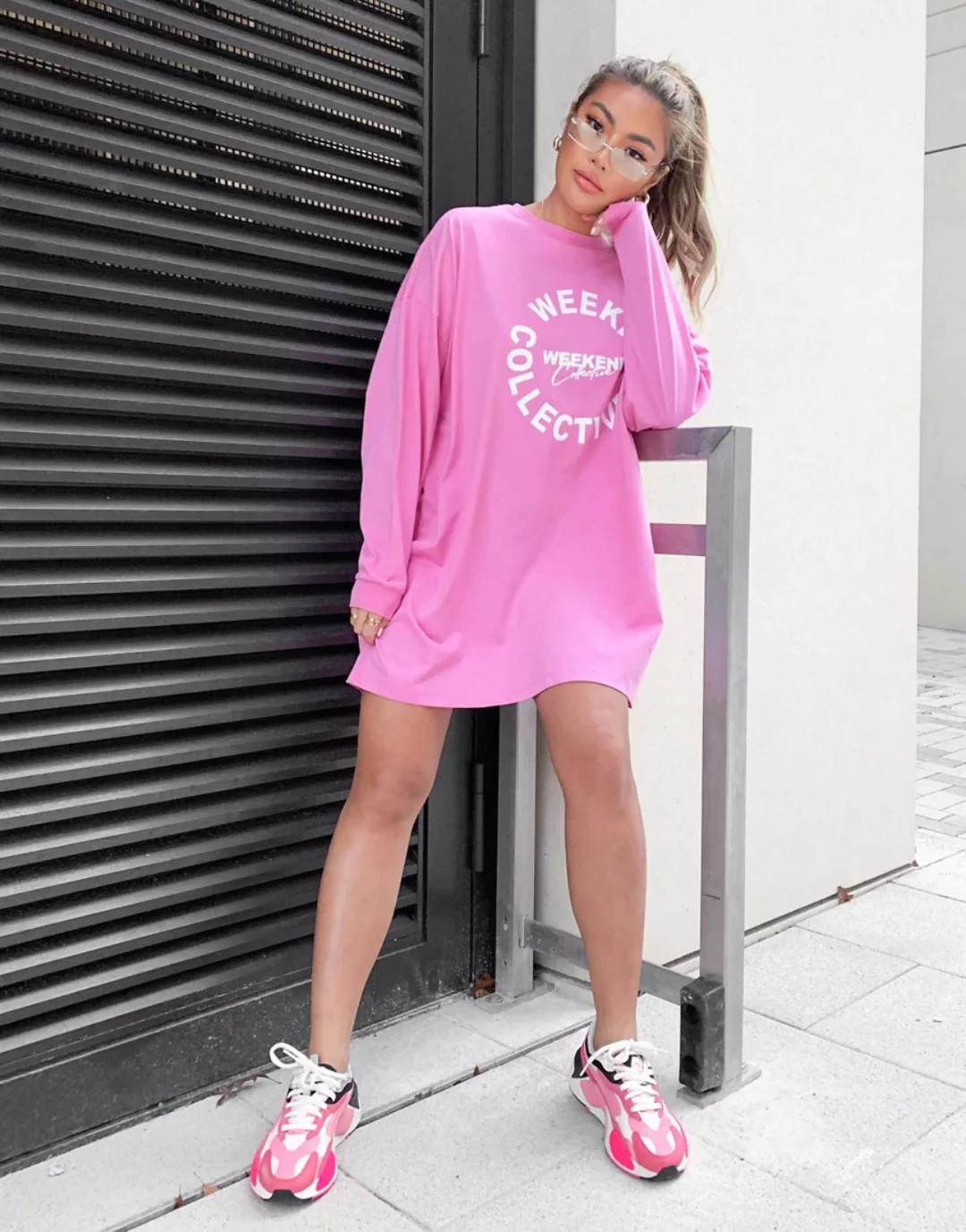 ASOS Weekend Collective – Langärmliges Oversize-T-Shirt-Kleid in Rosa mit ' günstig online kaufen