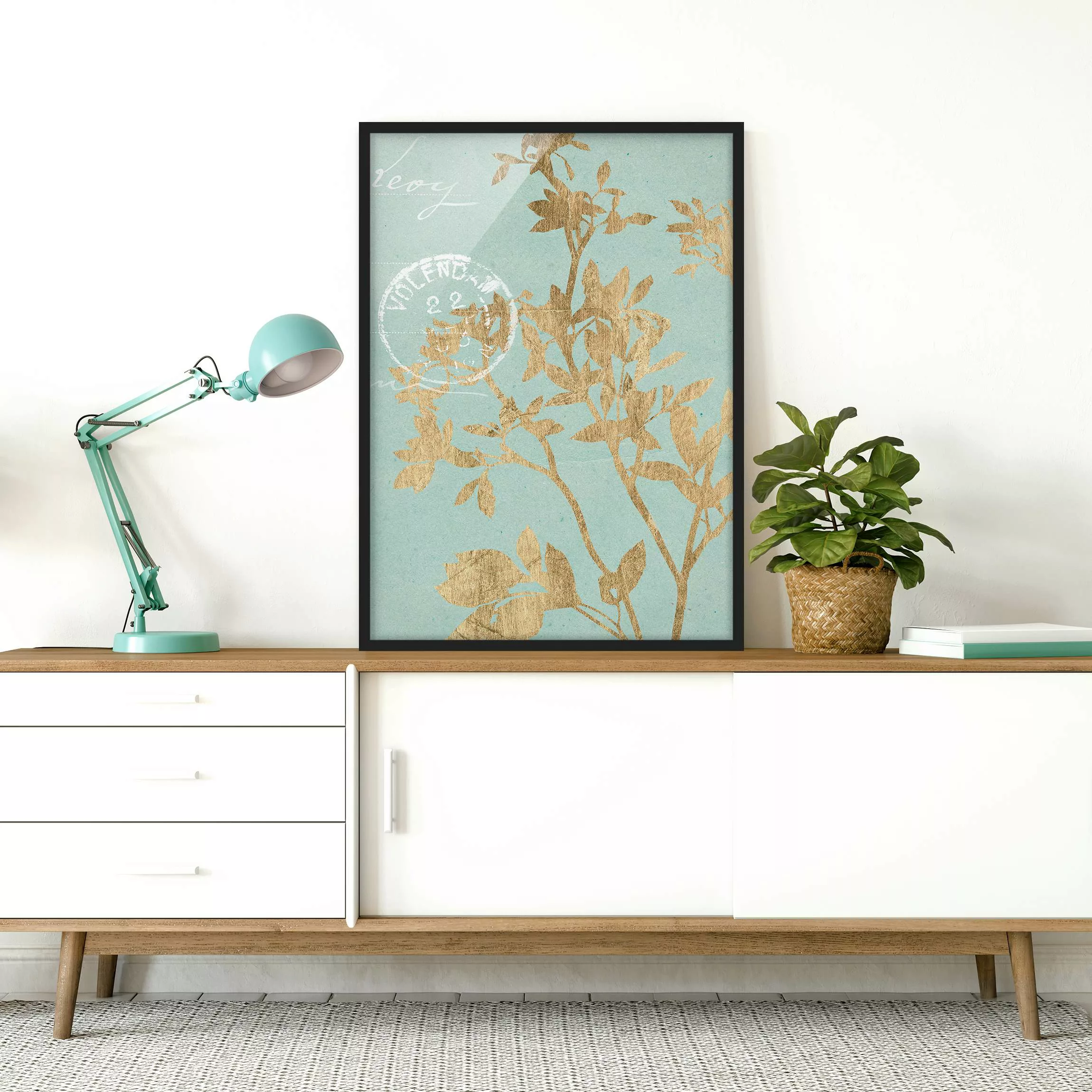 Bild mit Rahmen Blumen - Hochformat Goldene Blätter auf Turquoise II günstig online kaufen