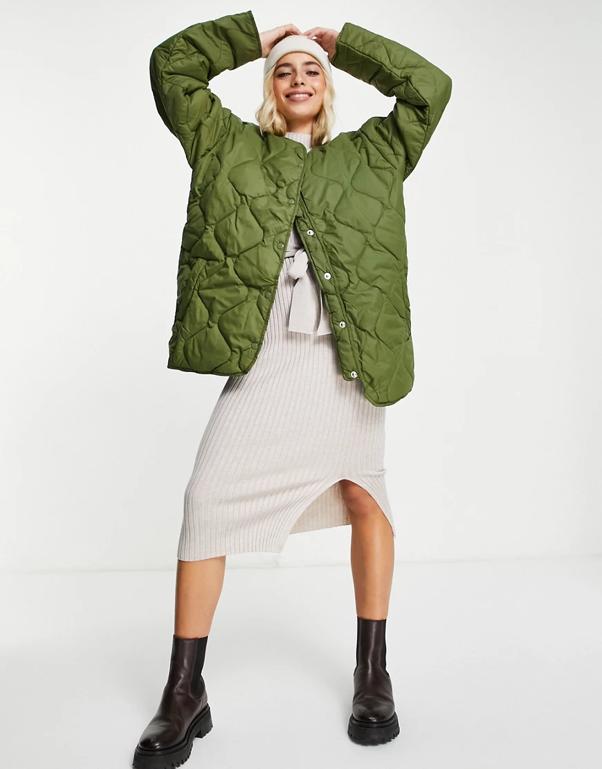 Daisy Street – Gesteppter Oversize-Mantel in Khaki-Grün günstig online kaufen