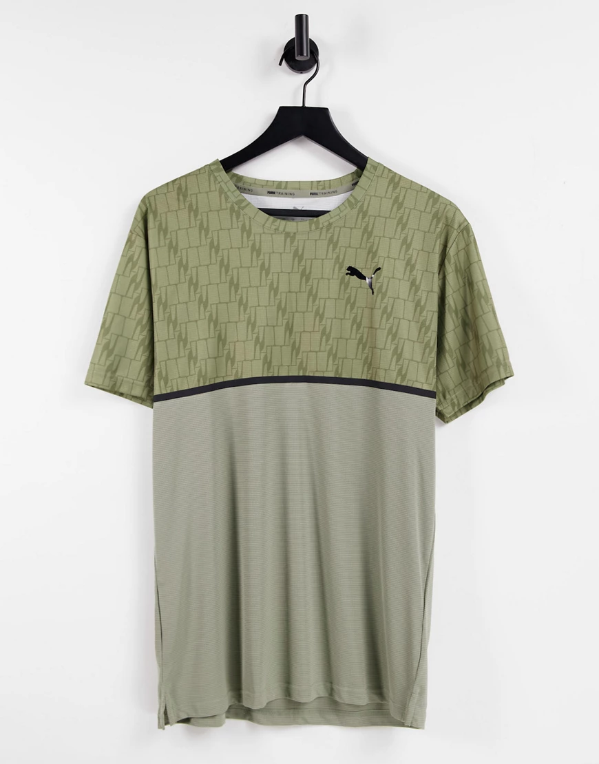 Puma – T-Shirt in Grau mit grafischem Muster und Logo günstig online kaufen