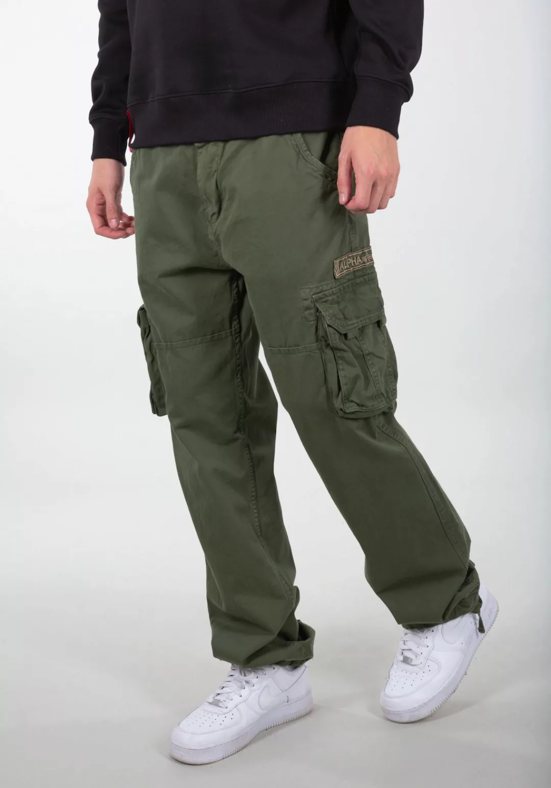 Alpha Industries Cargohose "Jet Pant", mit seitlichen Cargotaschen und Kord günstig online kaufen