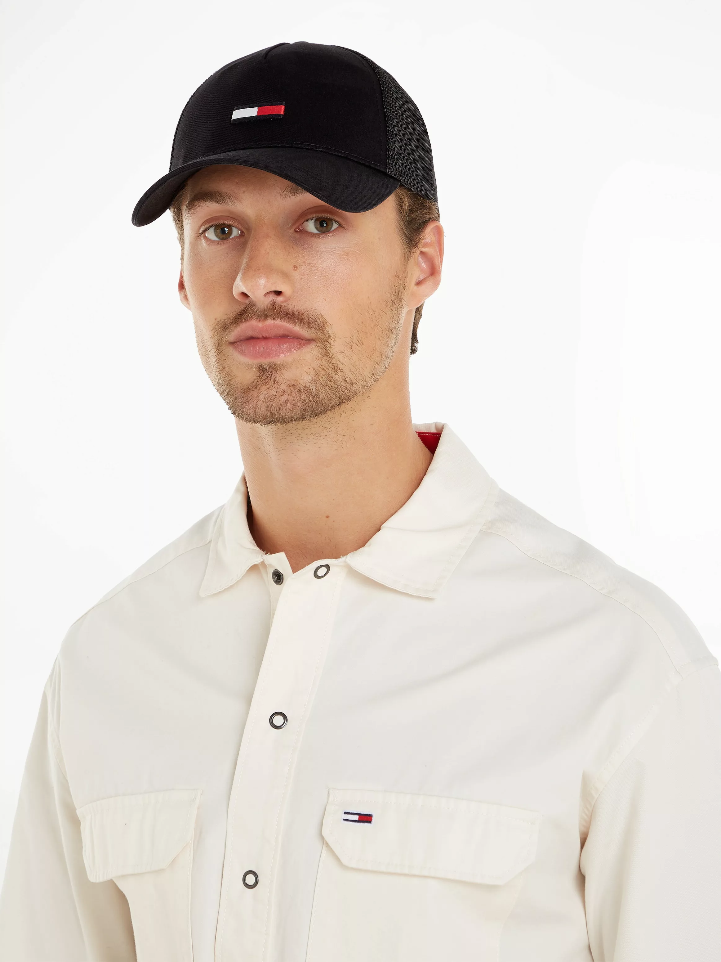 Tommy Jeans Trucker Cap "TJM ELONGATED FLAG TRUCKER CAP", mit Logostickerei günstig online kaufen
