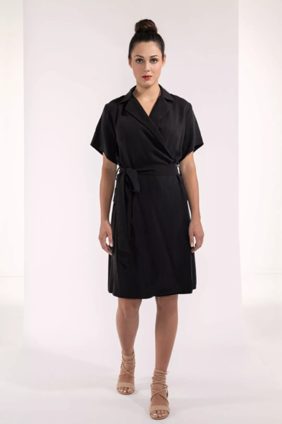 Kurzes Kleid, Wickelkleid Ausgestellt Blazerkleid günstig online kaufen